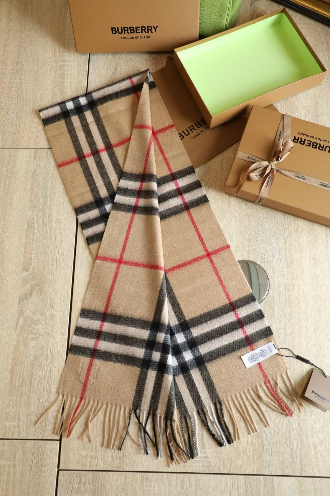Burberry scarf/muffler