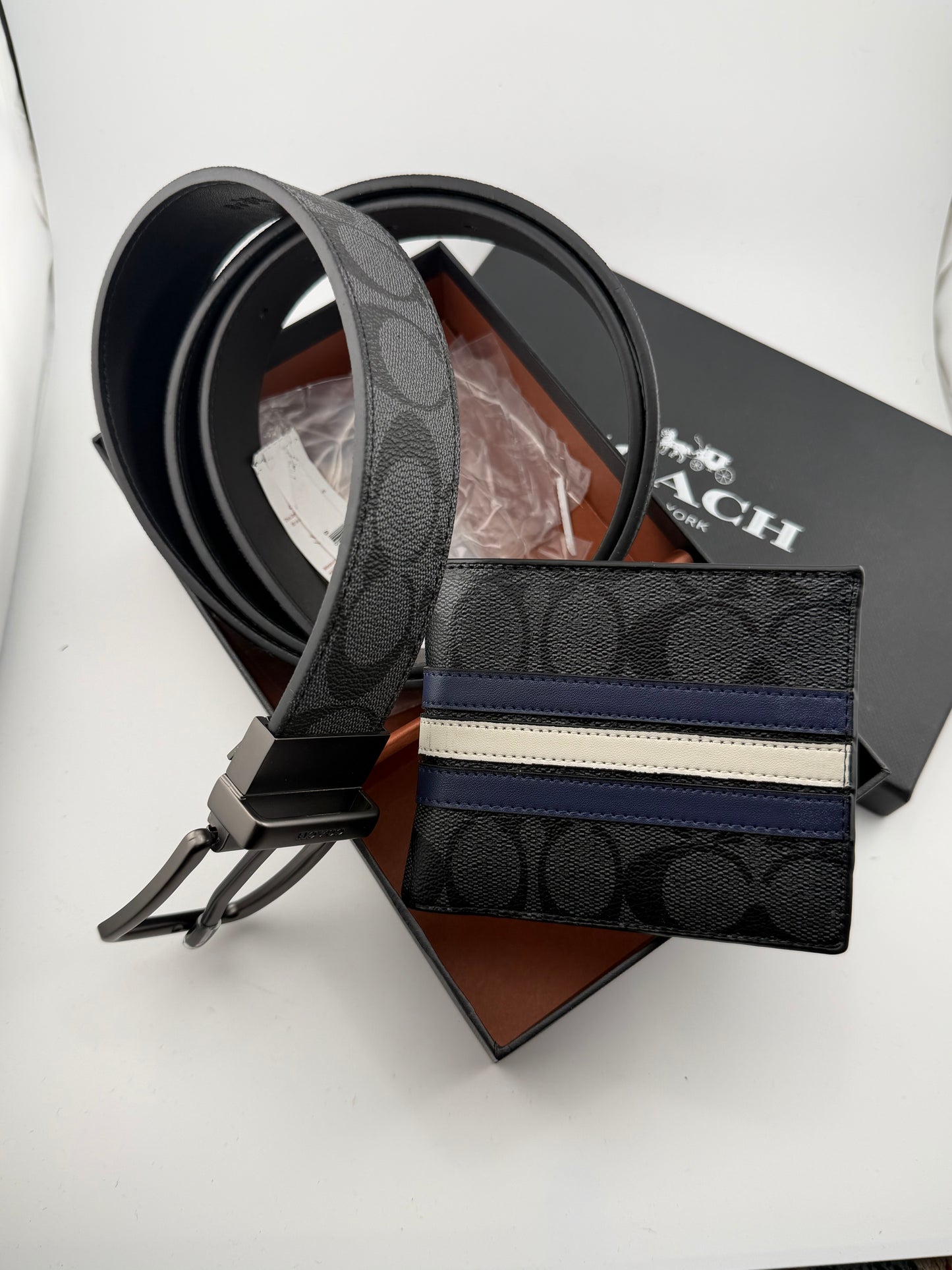 Coach wallet set cardholder & belt