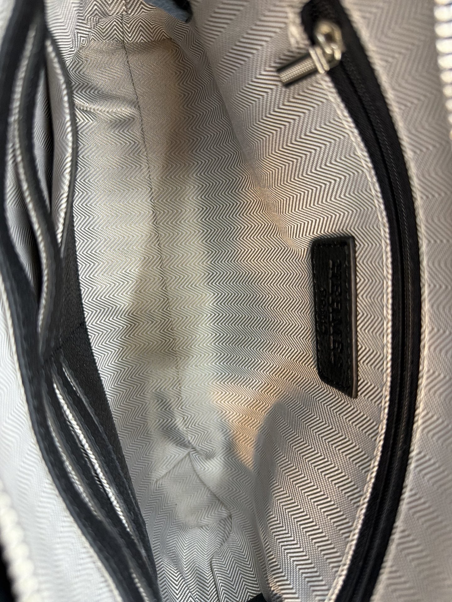 H brand lock pouch unisex ( 4 colors )