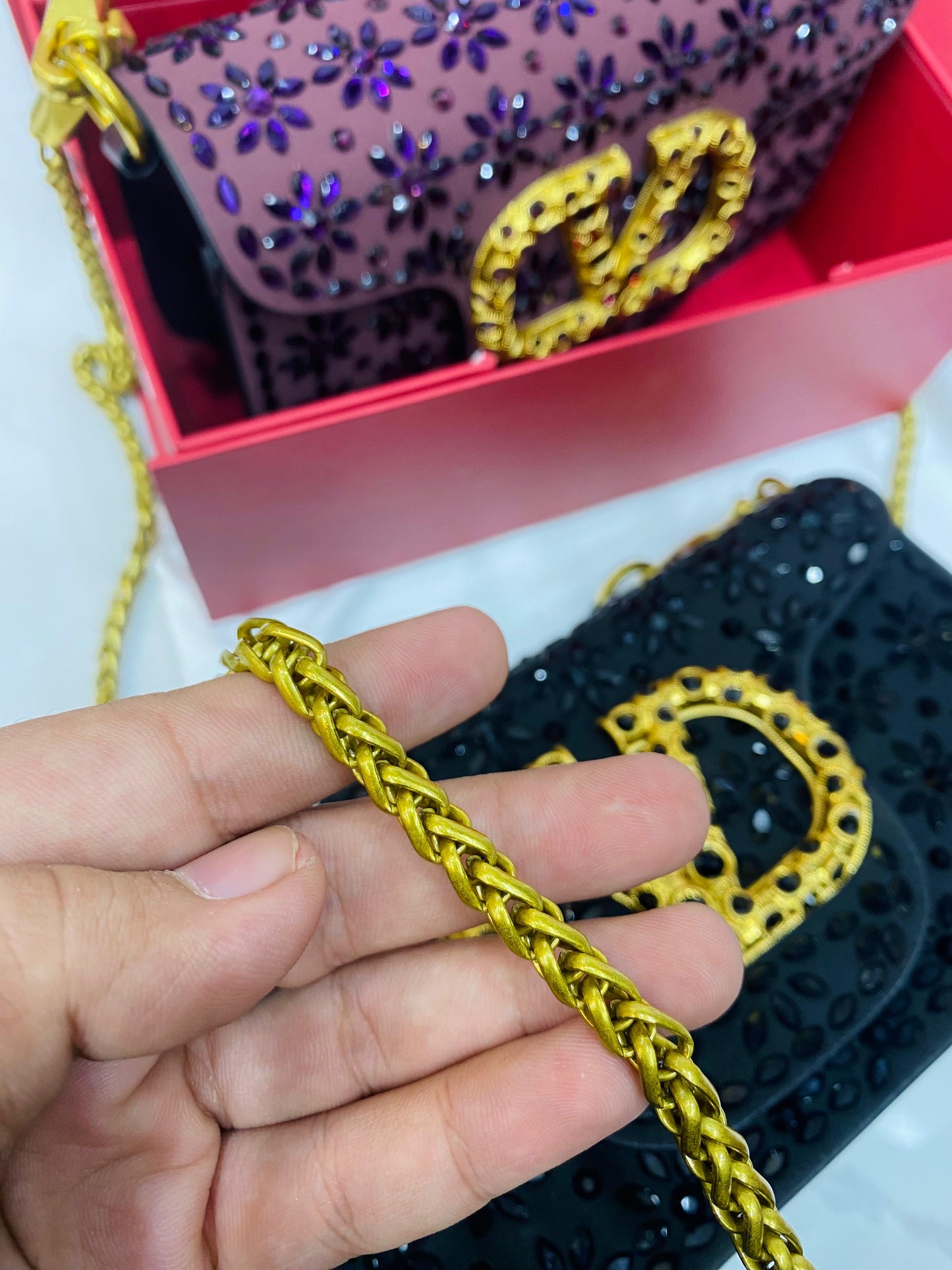 V famous brand bag ( 6 colors )