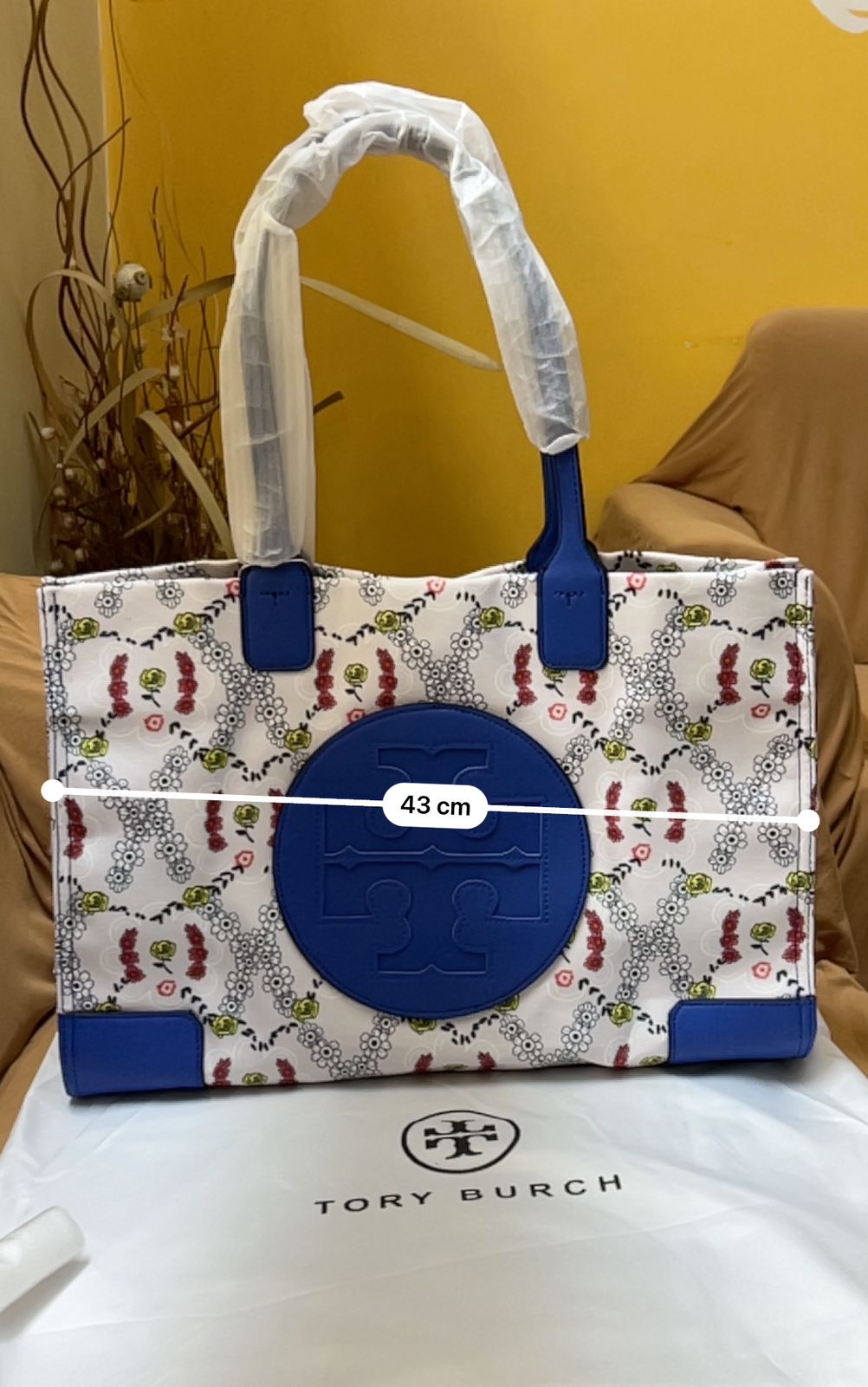 Tory Burch ( SALE )