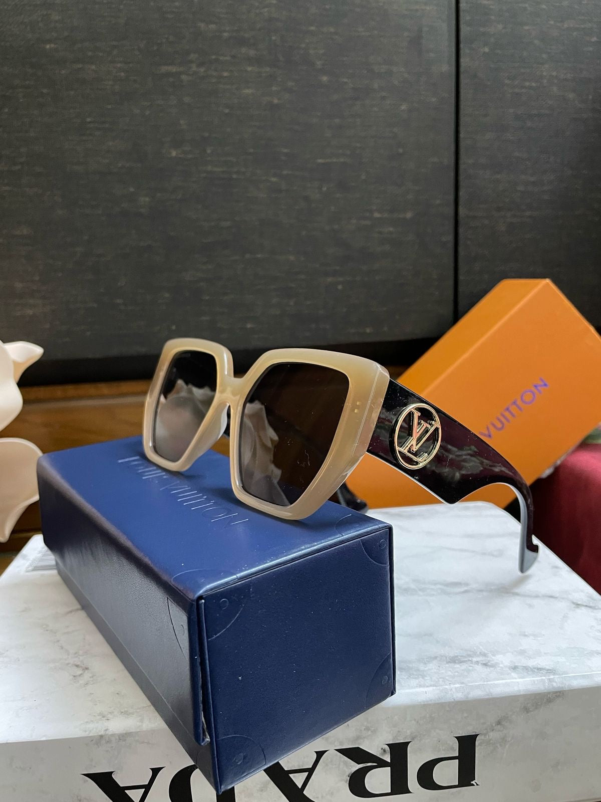 Sunglasses Lv famous brand