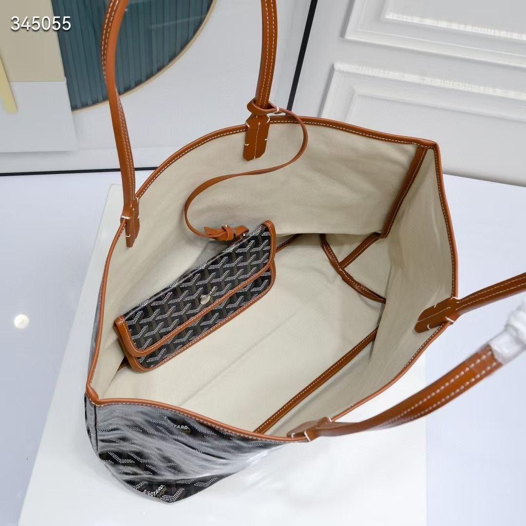 G brand bag famous brand ( Pre order )