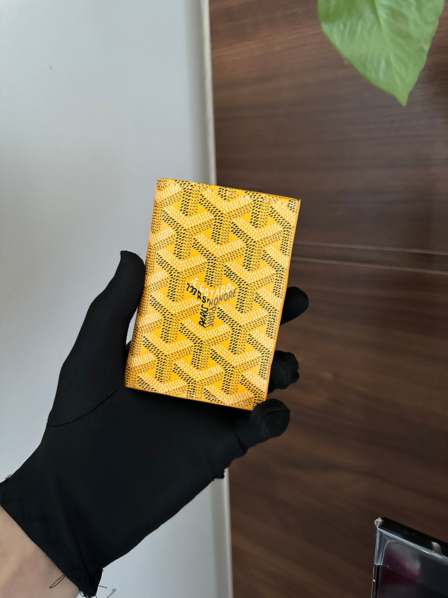 Wallet famous brand G