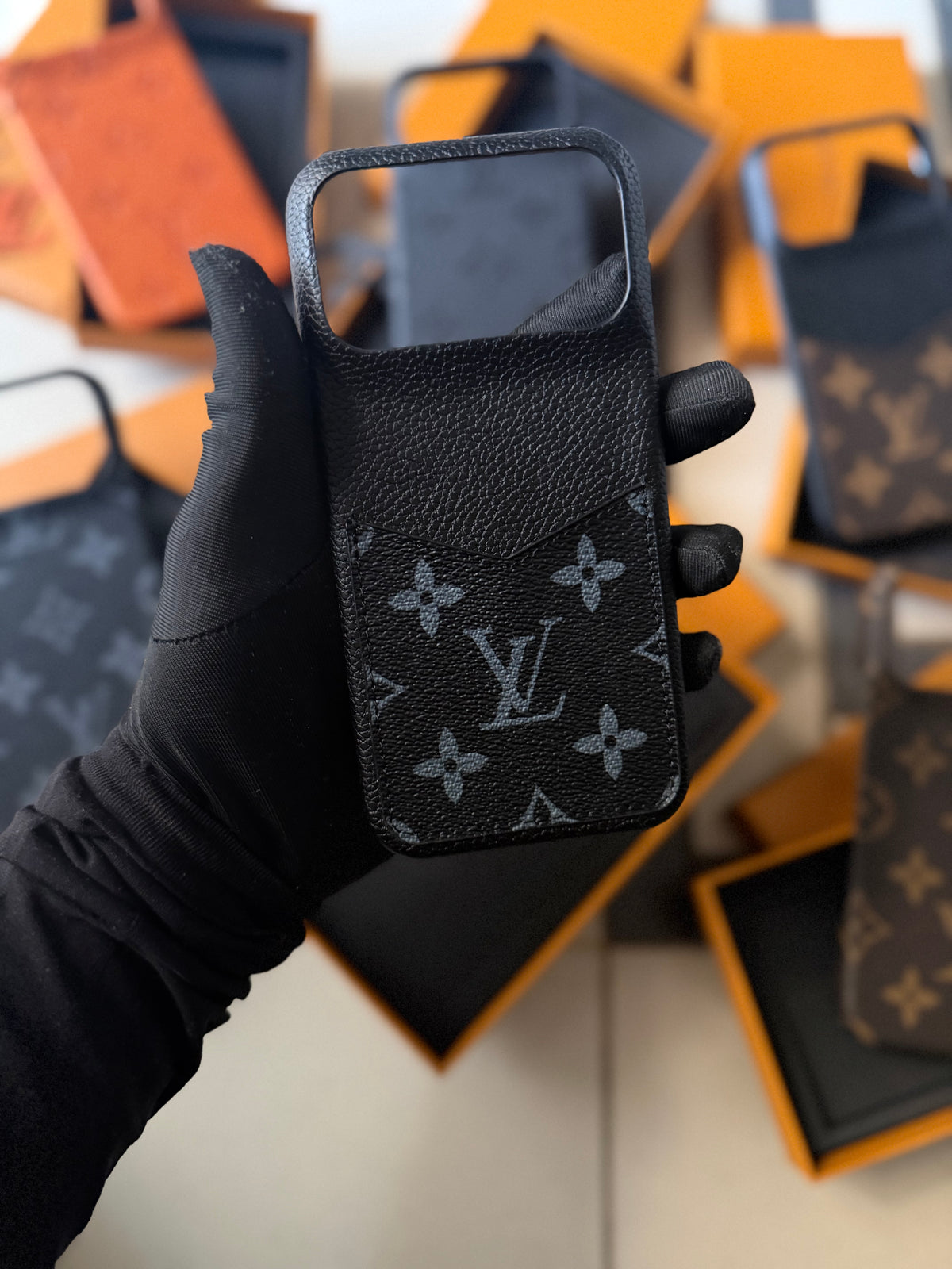 iphone back cover 17/16/15/14/13/12/11/xr/xs/x/xsmax ( 2 colors )