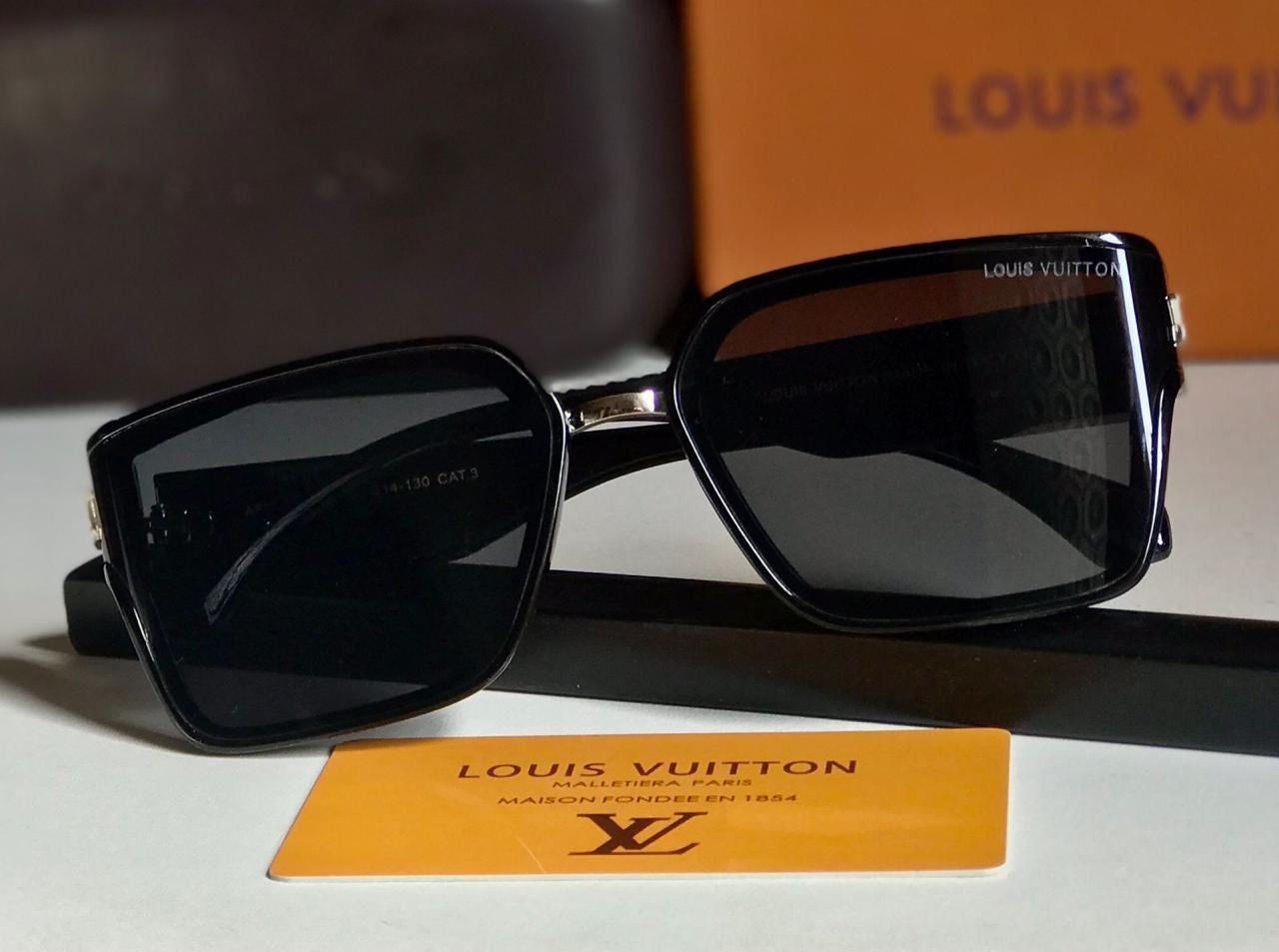 Famous brand sunglasses ( 2 shades )