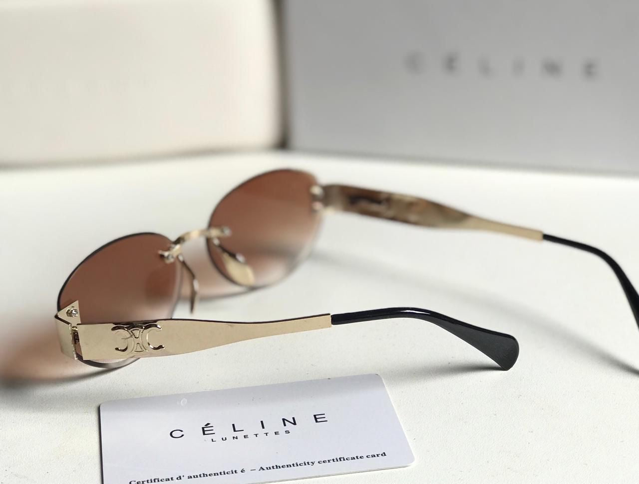 Famous brand sunglasses ( 3 shades )