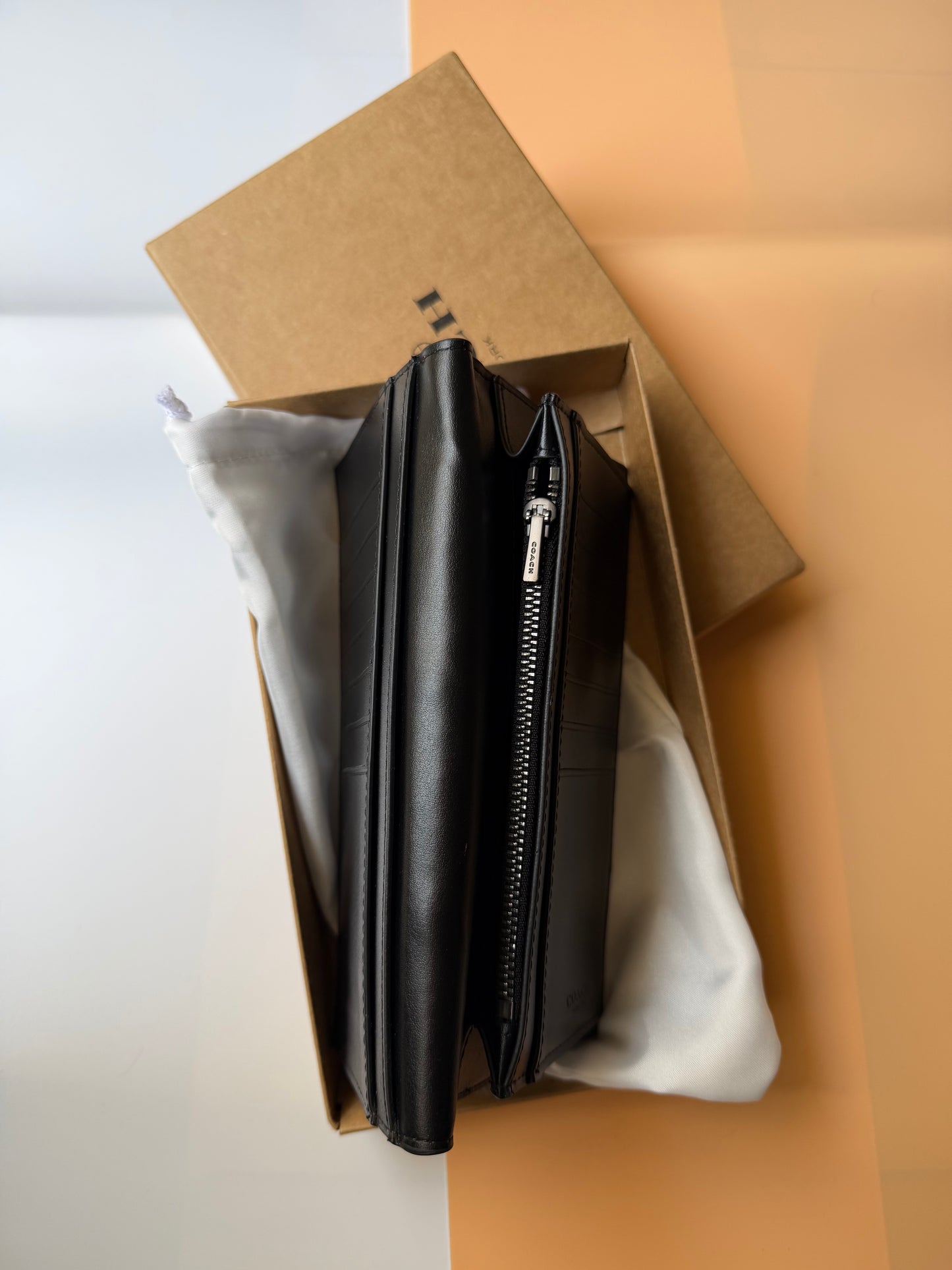 C famous brand long wallet