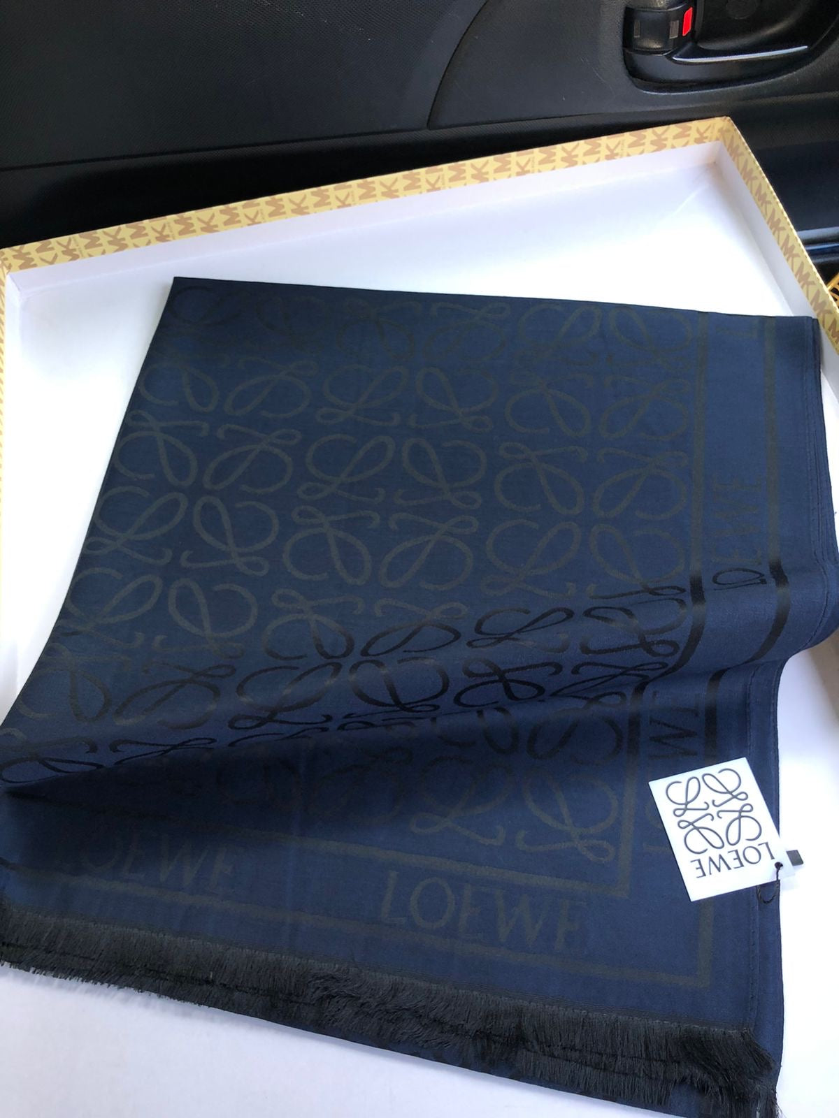 Loewe scarves/stole ( 7 colors )