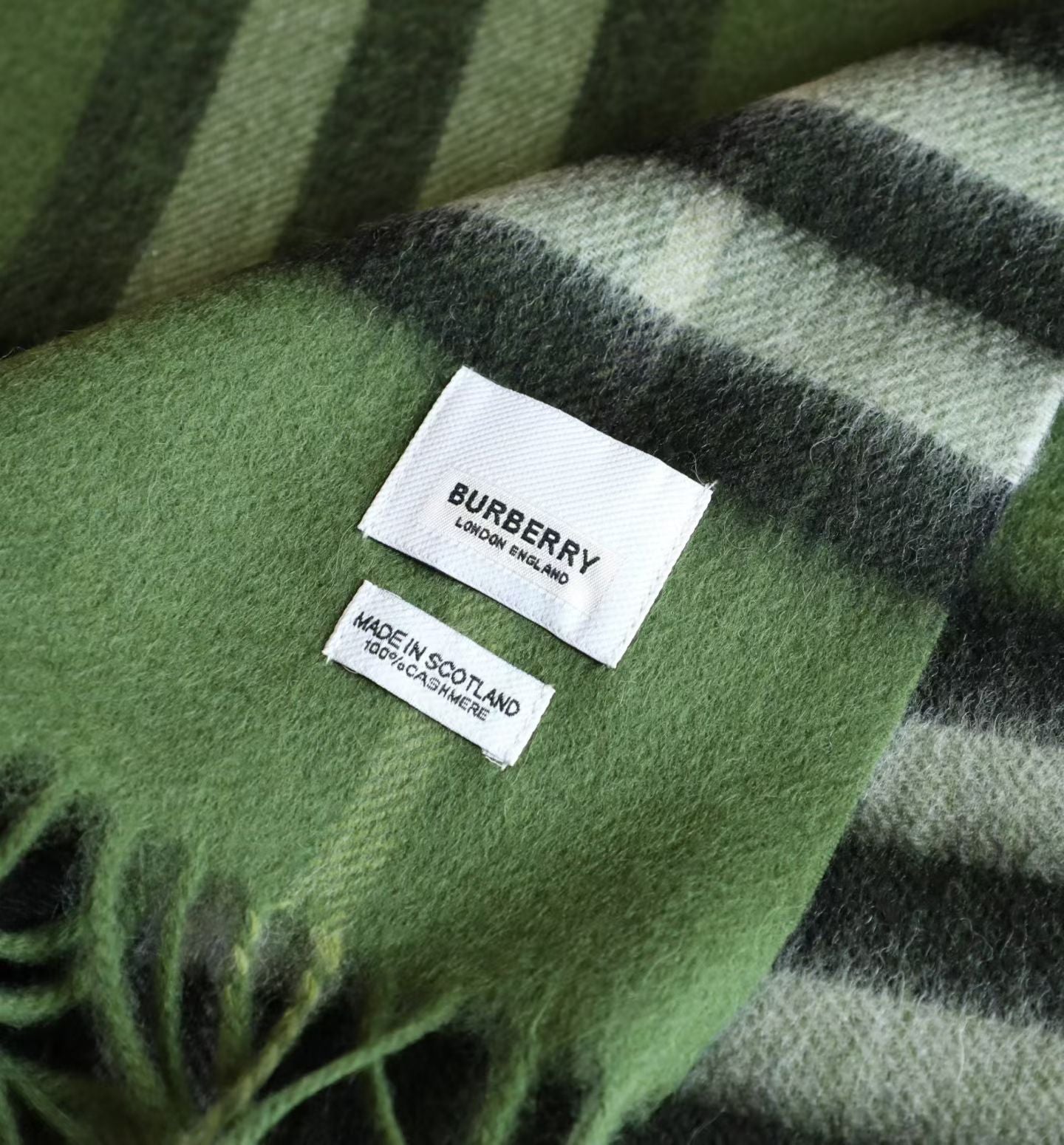 Burberry scarf/muffler