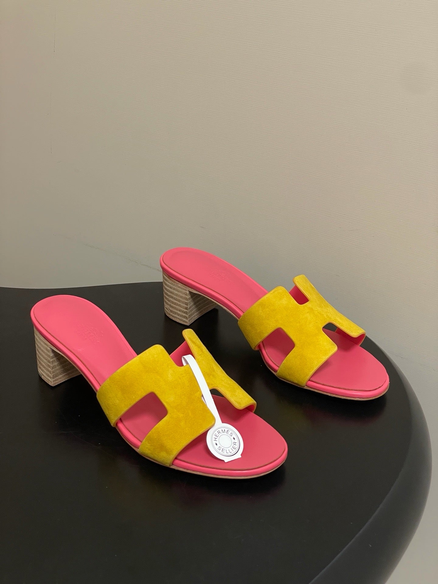 H oran famous brand slipper