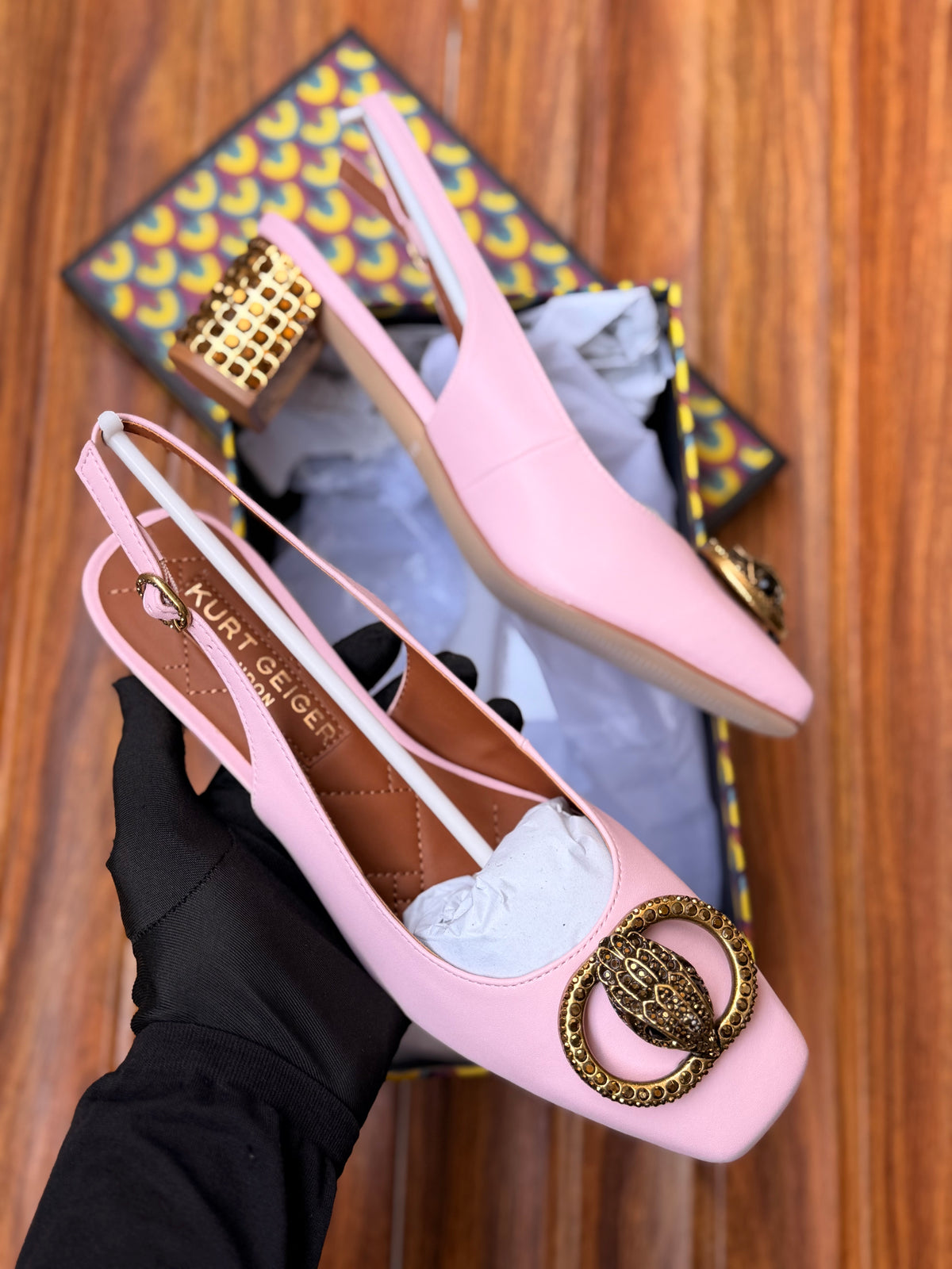 K famous brand pumps/heel