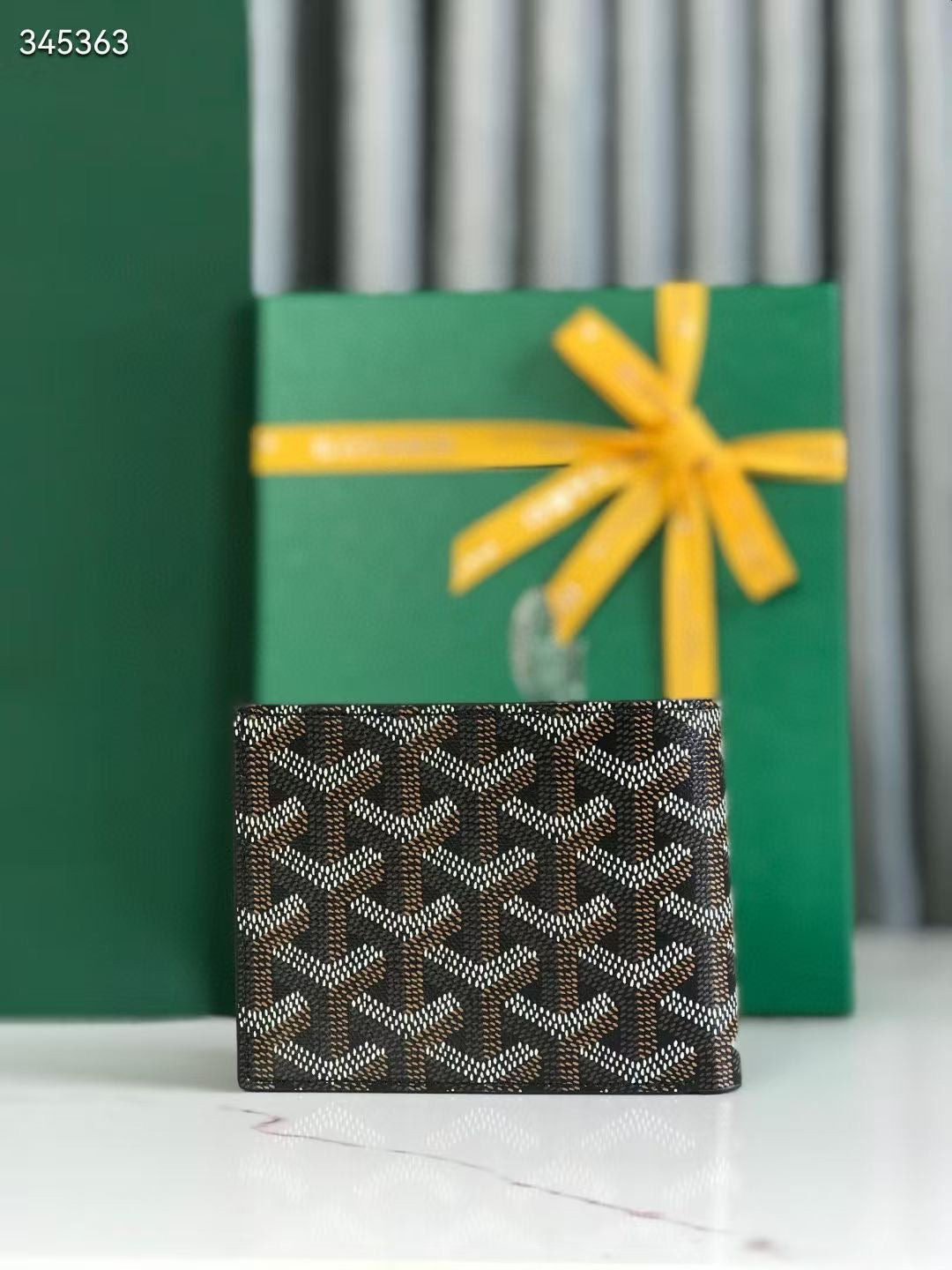 Wallet famous brand G