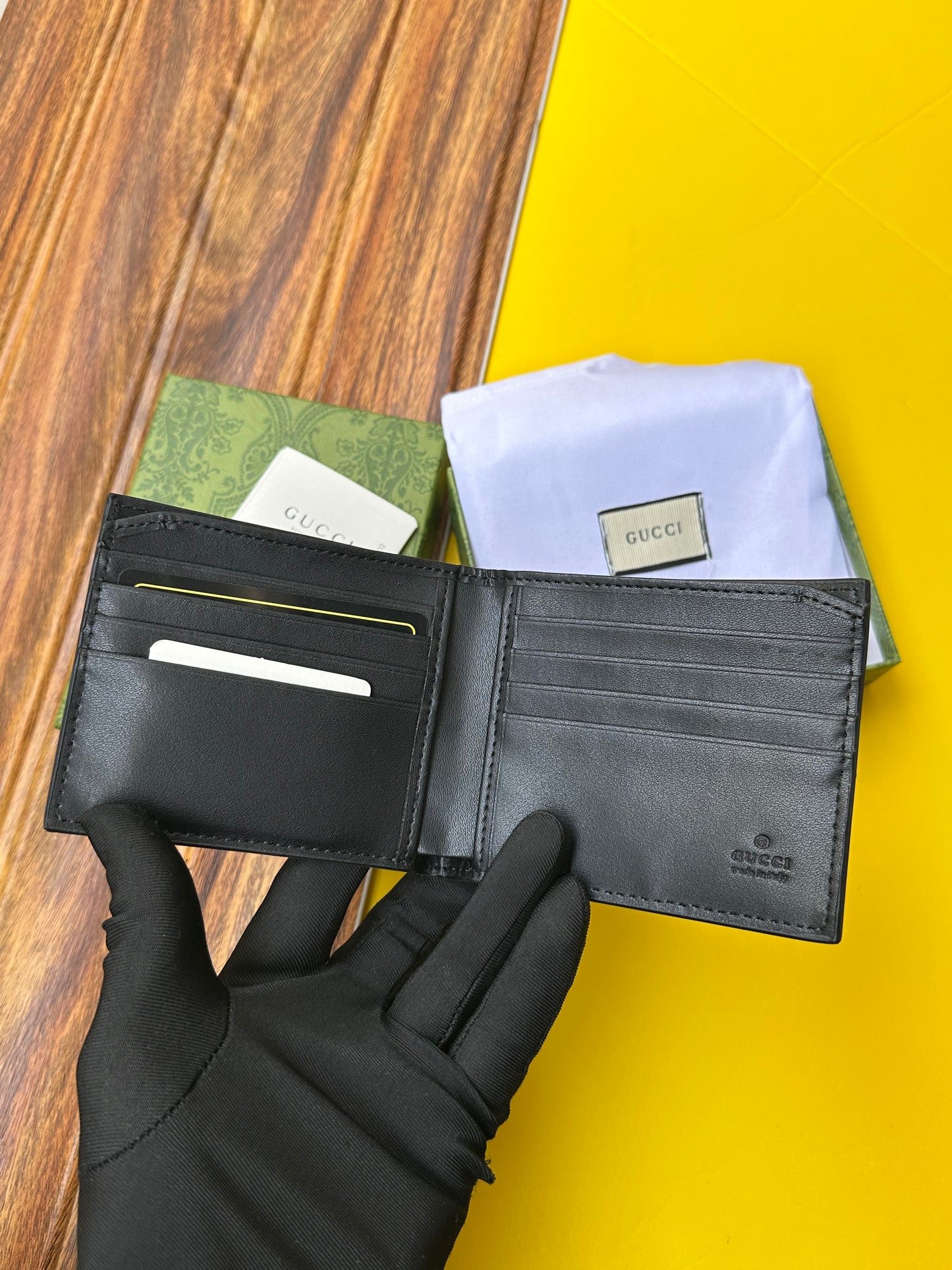 Wallet famous brand