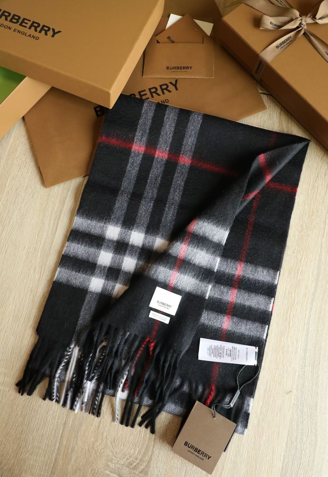 Burberry scarf/muffler