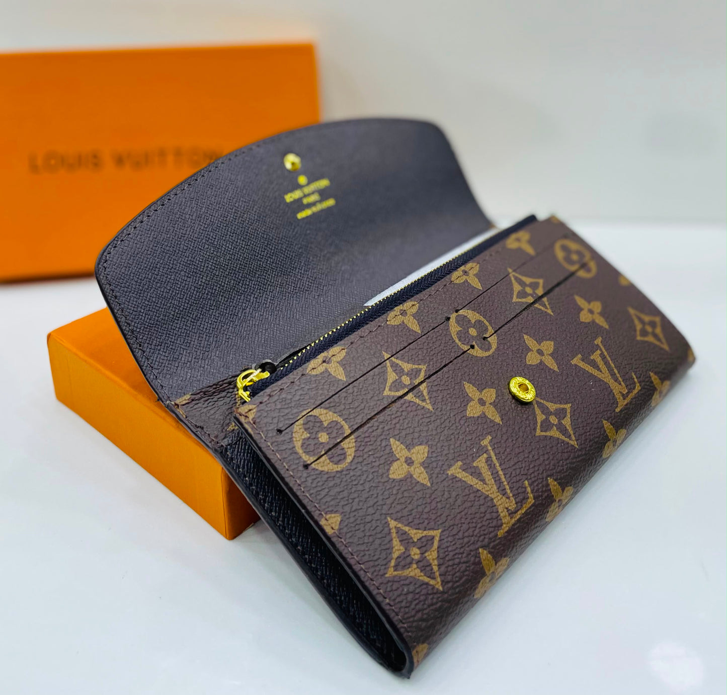 LV famous brand wallet ( 8 colors )