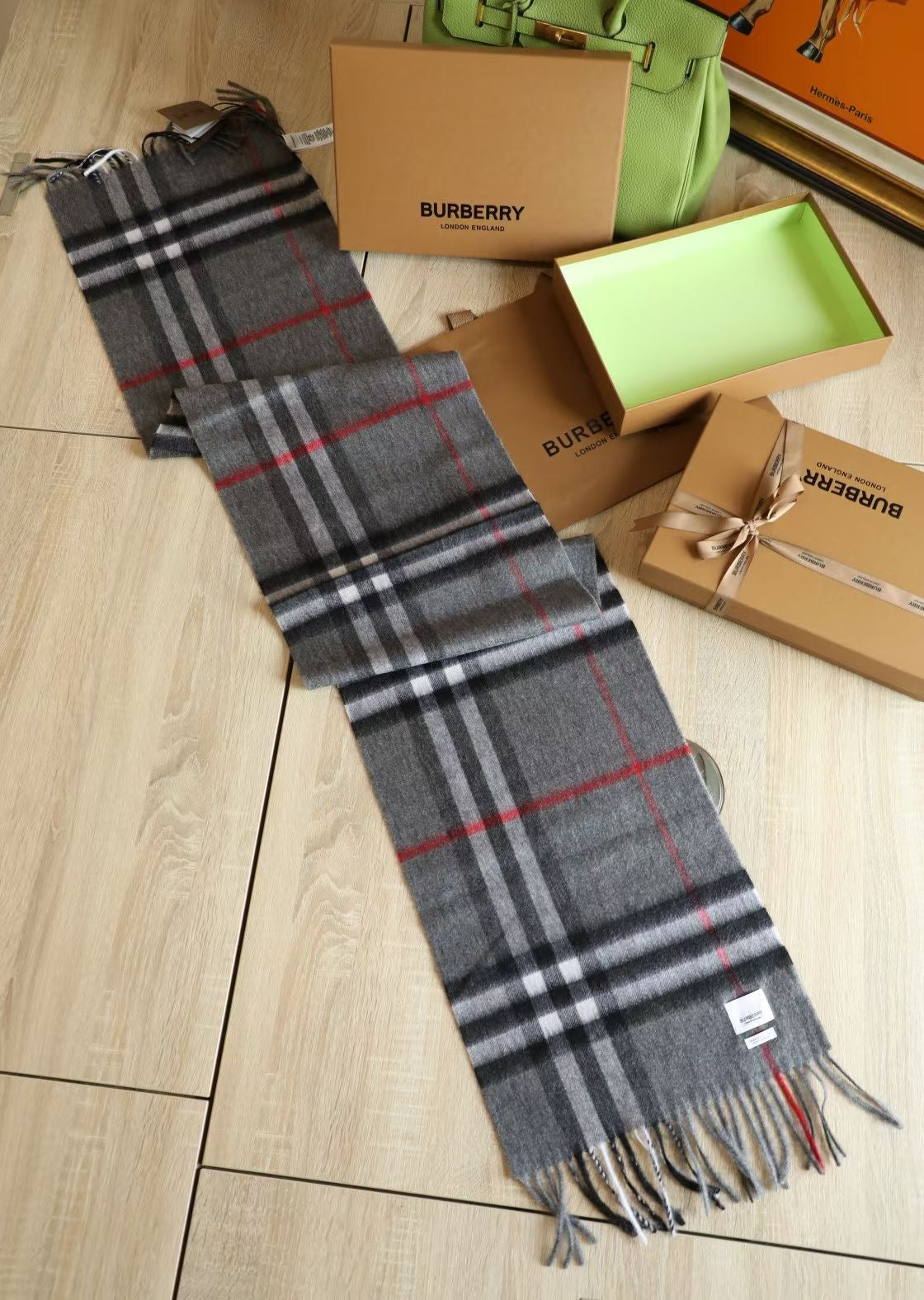 Burberry scarf/muffler