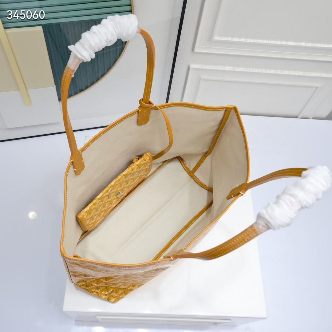 G brand bag famous brand (Pre order)