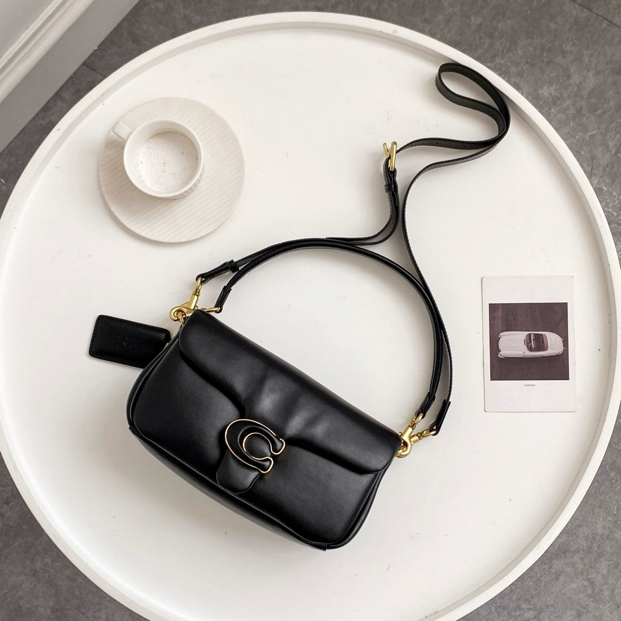 C brand bag famous brand ( Pre order )