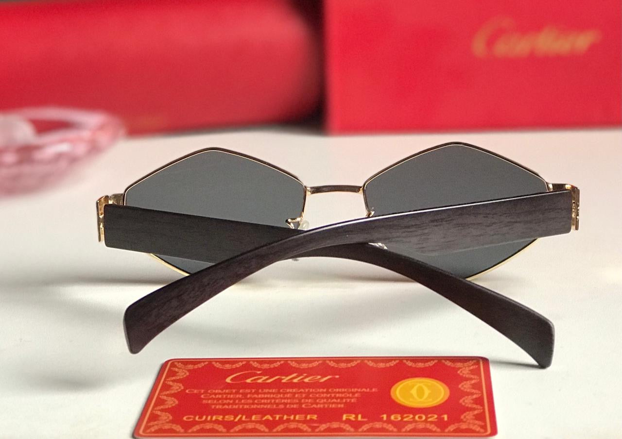 Famous brand sunglasses ( 3 shades )