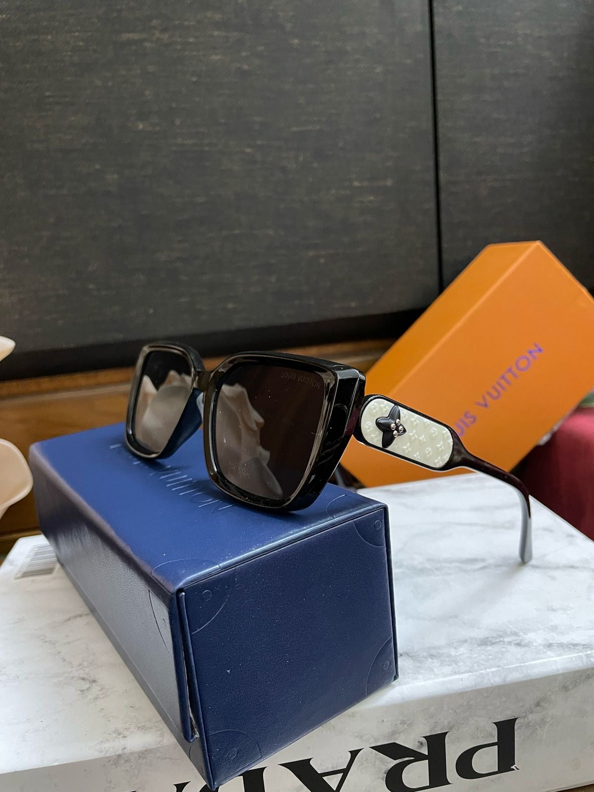 Sunglasses Lv famous brand