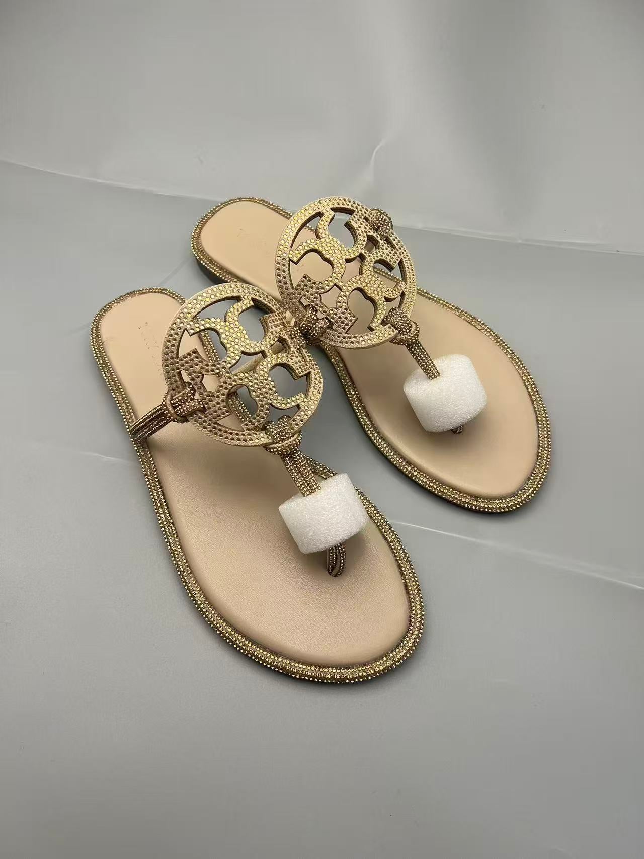 TB famous brand flats ( pre order )