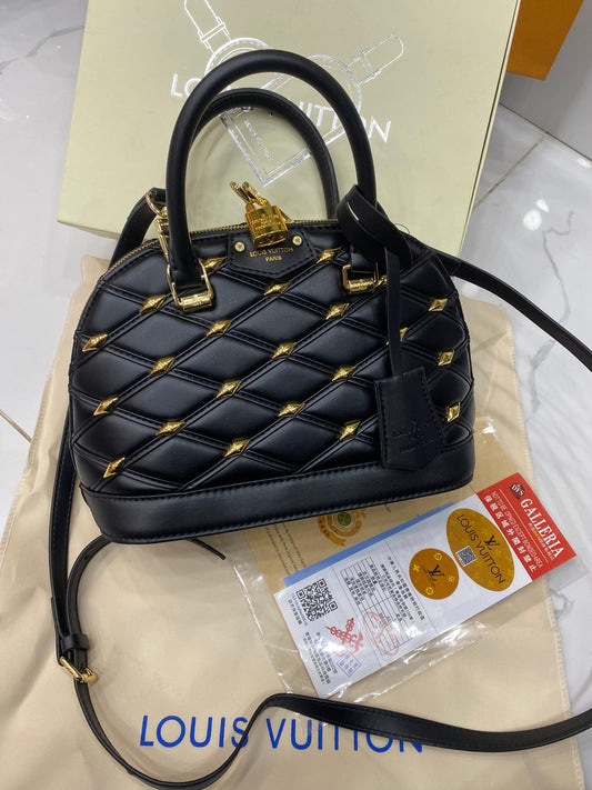 LV famous brand bag