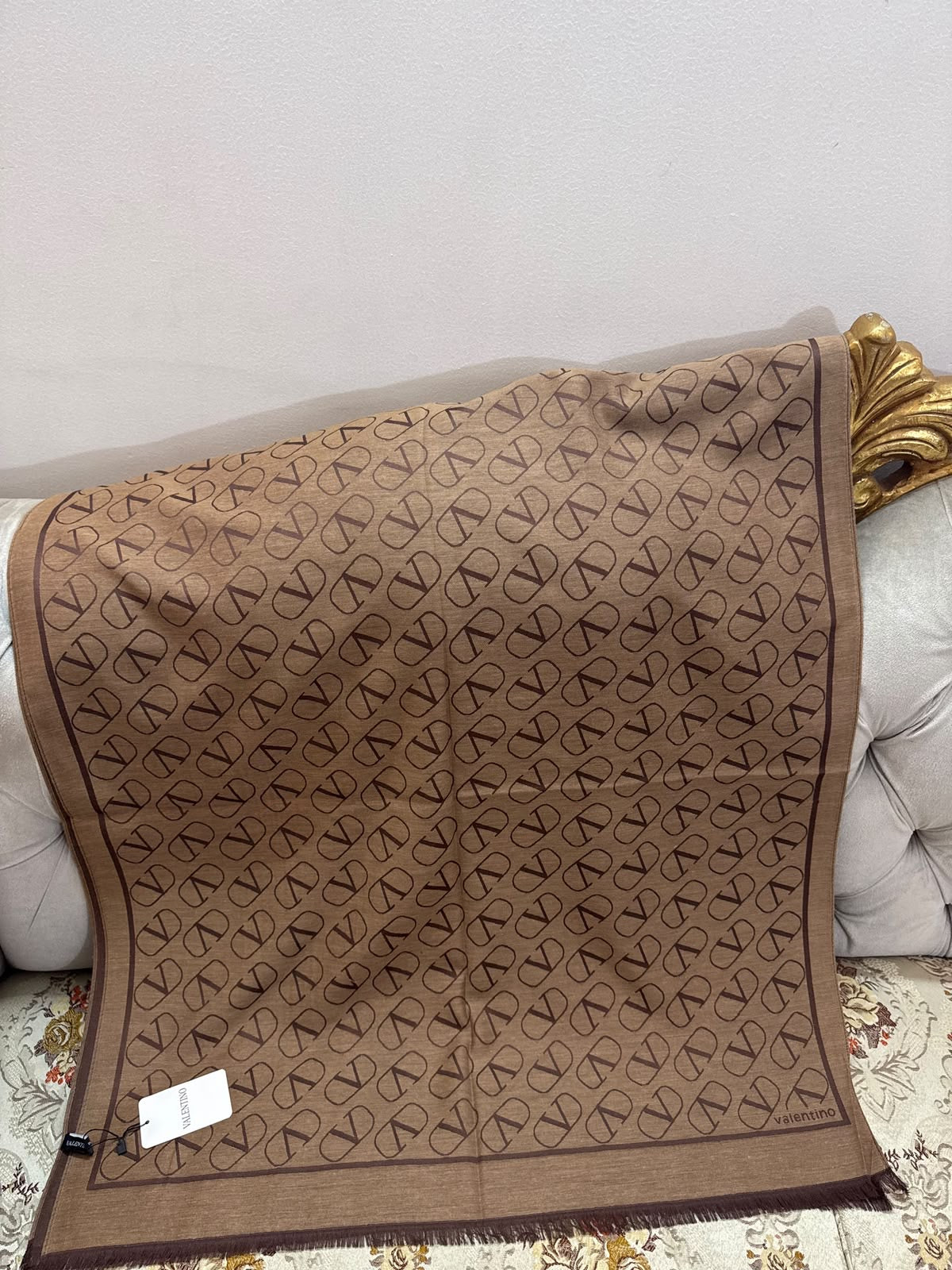 V famous brand Scarf/Stole/shawl ( 10 colors )