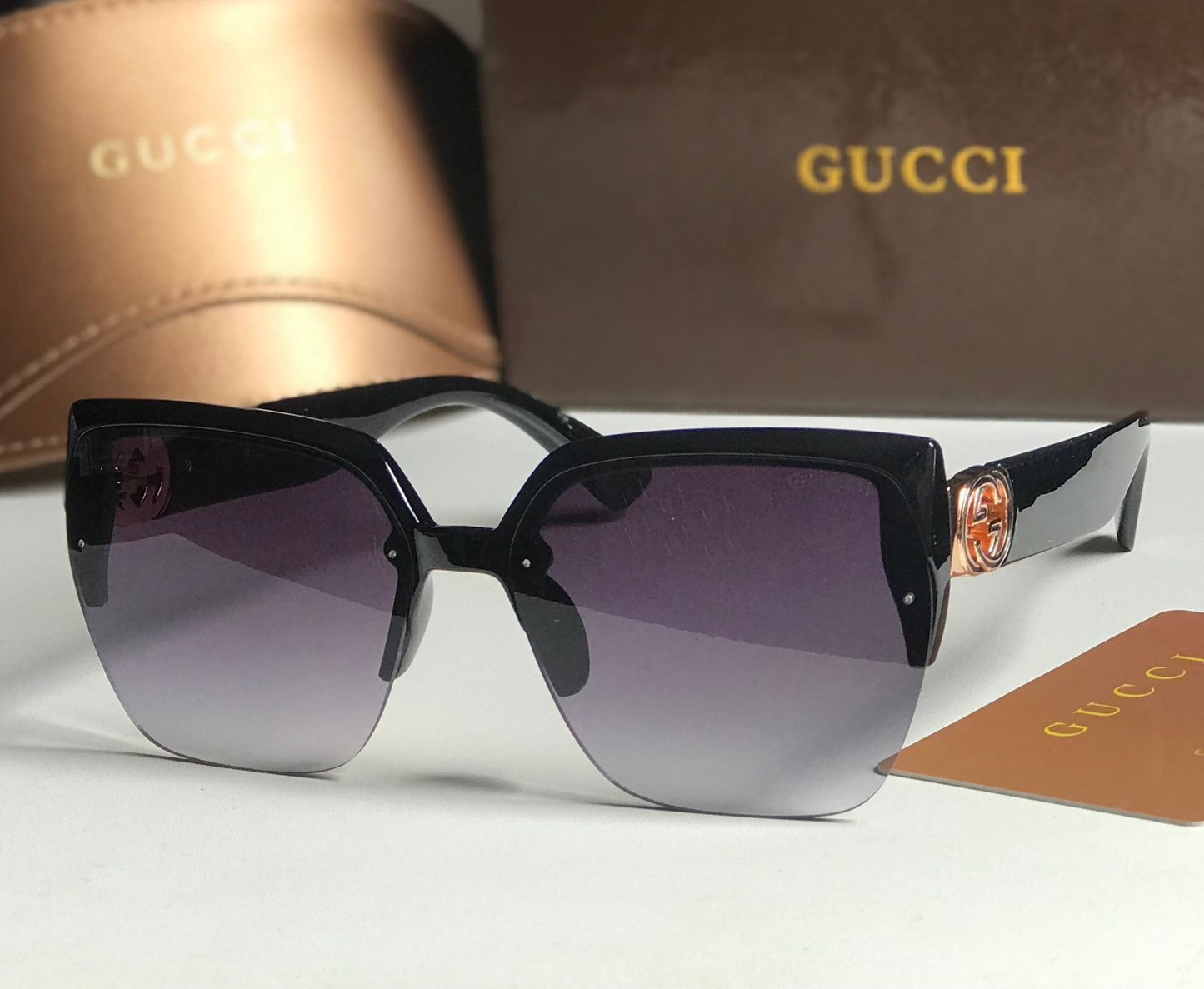 Famous brand sunglasses ( 3 shades )