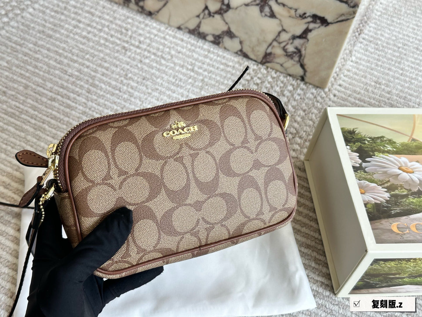 Coach cross body bag ( 4 colors)