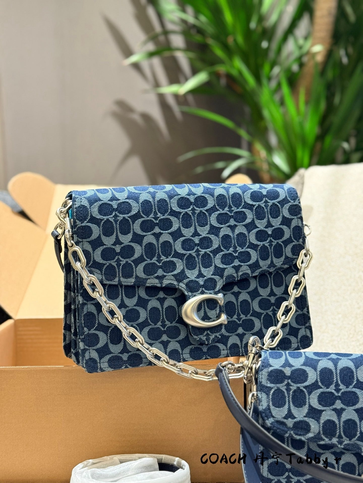 Coach new denim tabby original ( Pre order ) 2 sizes