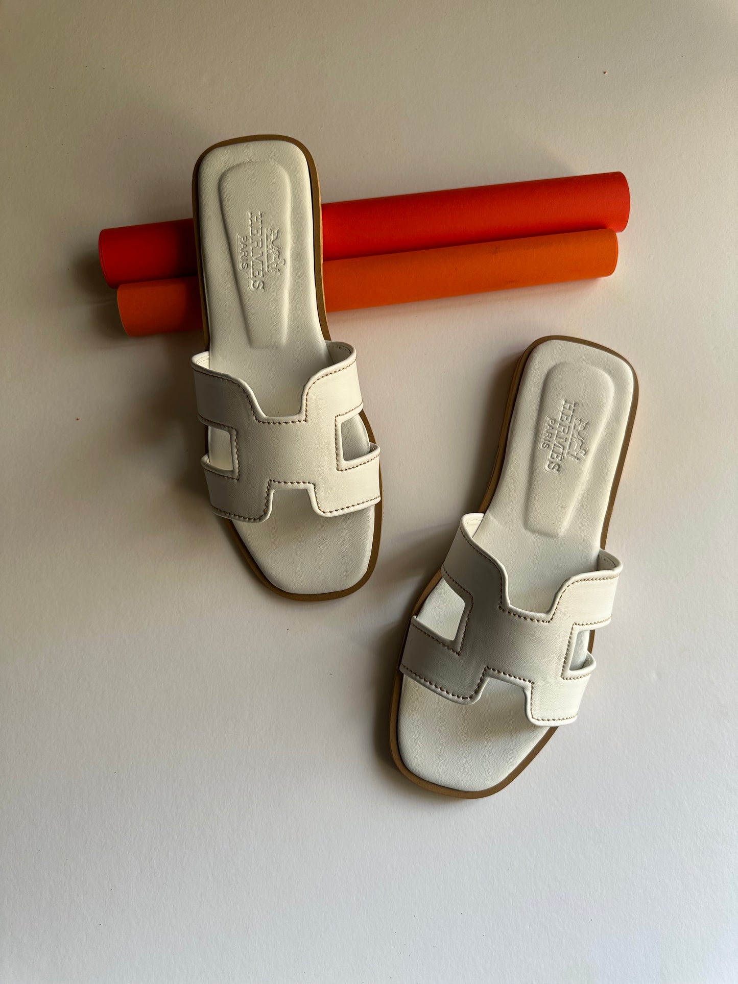 Hermes slide white