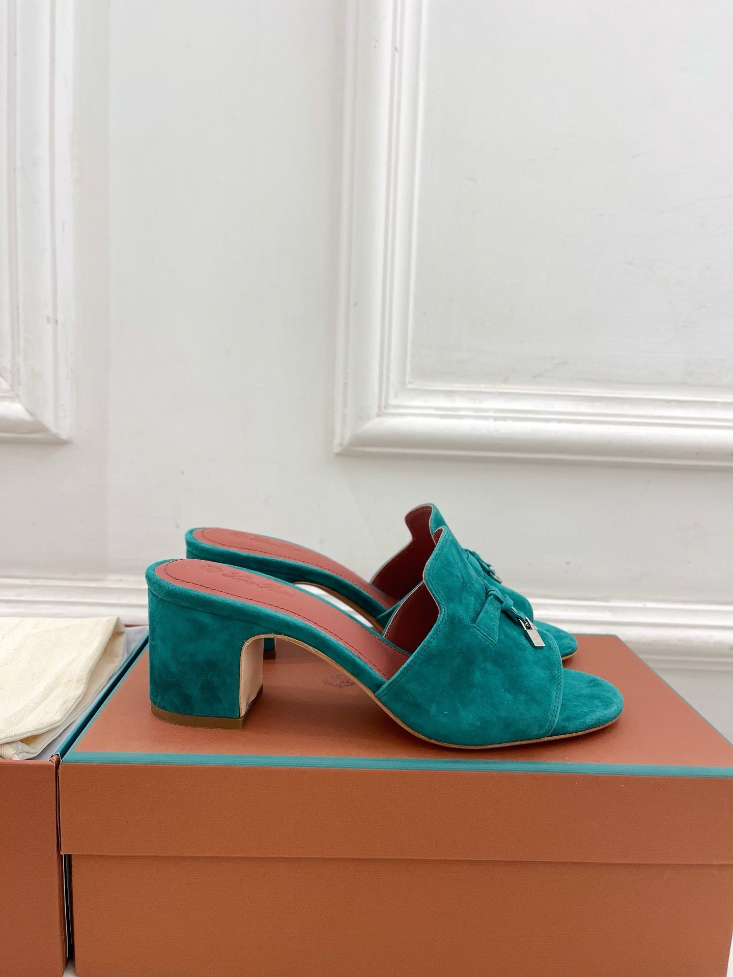 Loro Piana new edition