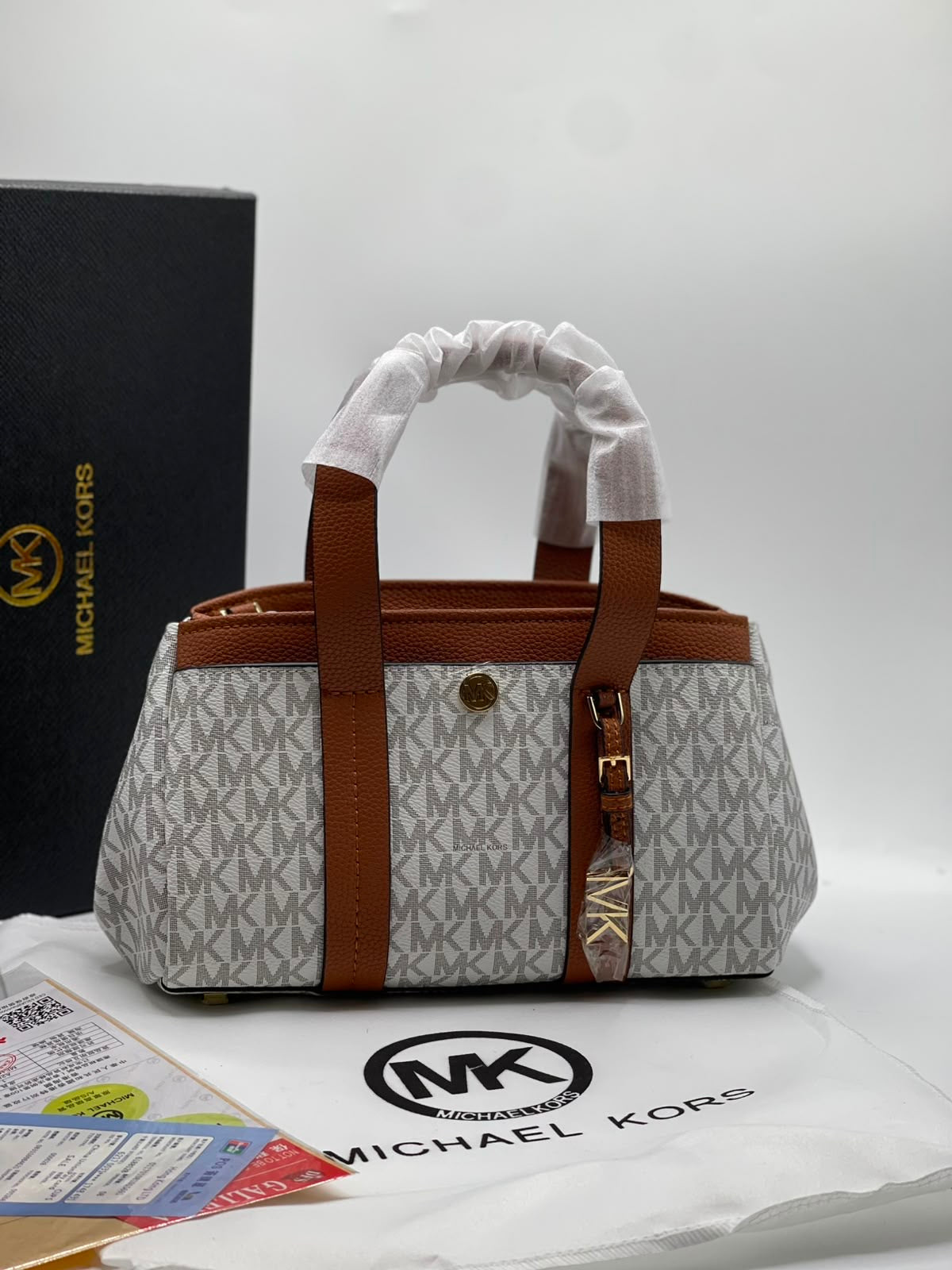 Famous brand bag ( 5 colors )
