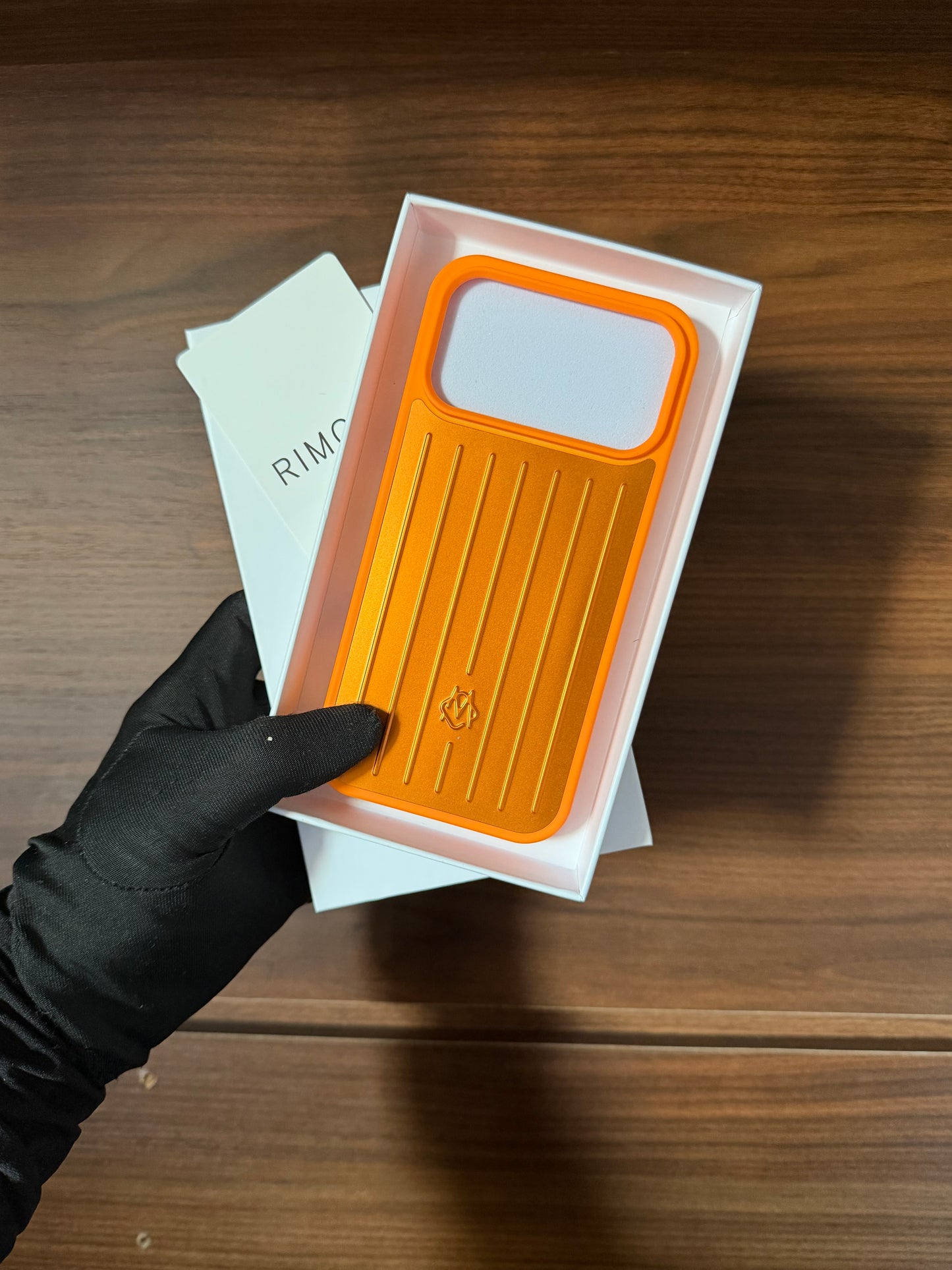 Rimowa iphone 17/17pro/17promax/17air orange color
