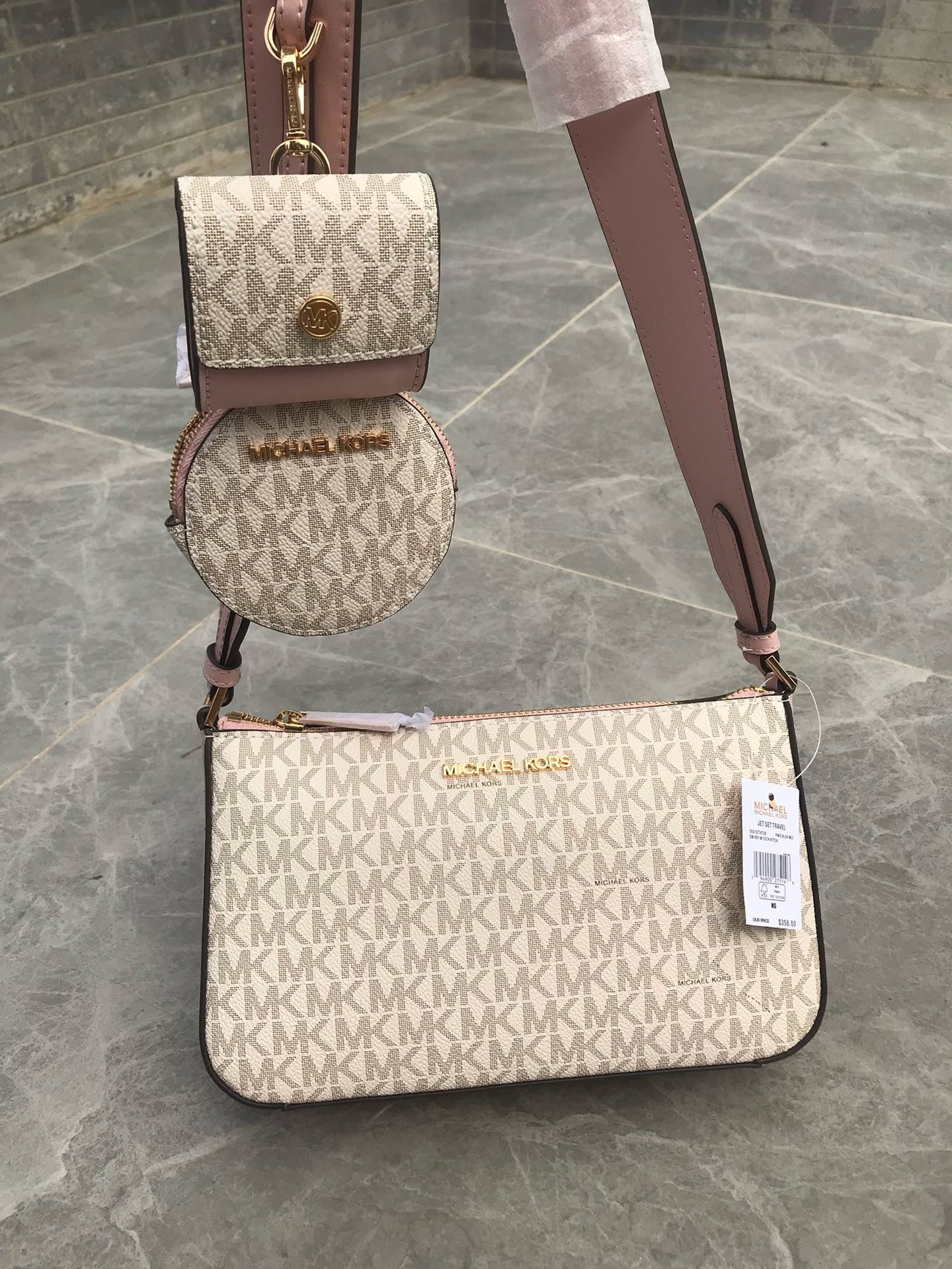 MK three-in-one bag  ( Pre order )