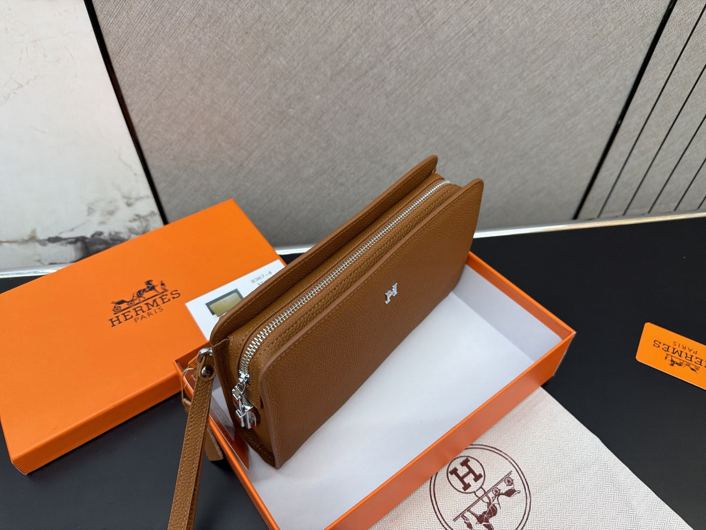 H brand lock pouch unisex  ( 4 colors )