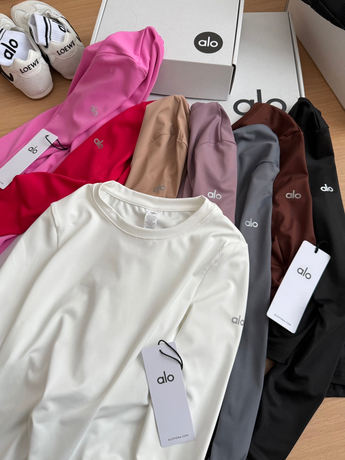 L O E W E t-shirt super comfort ( 8 colors )