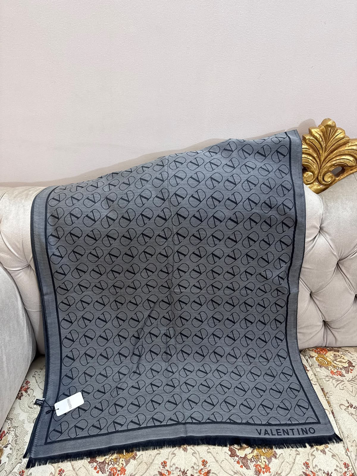 V famous brand Scarf/Stole/shawl ( 10 colors )