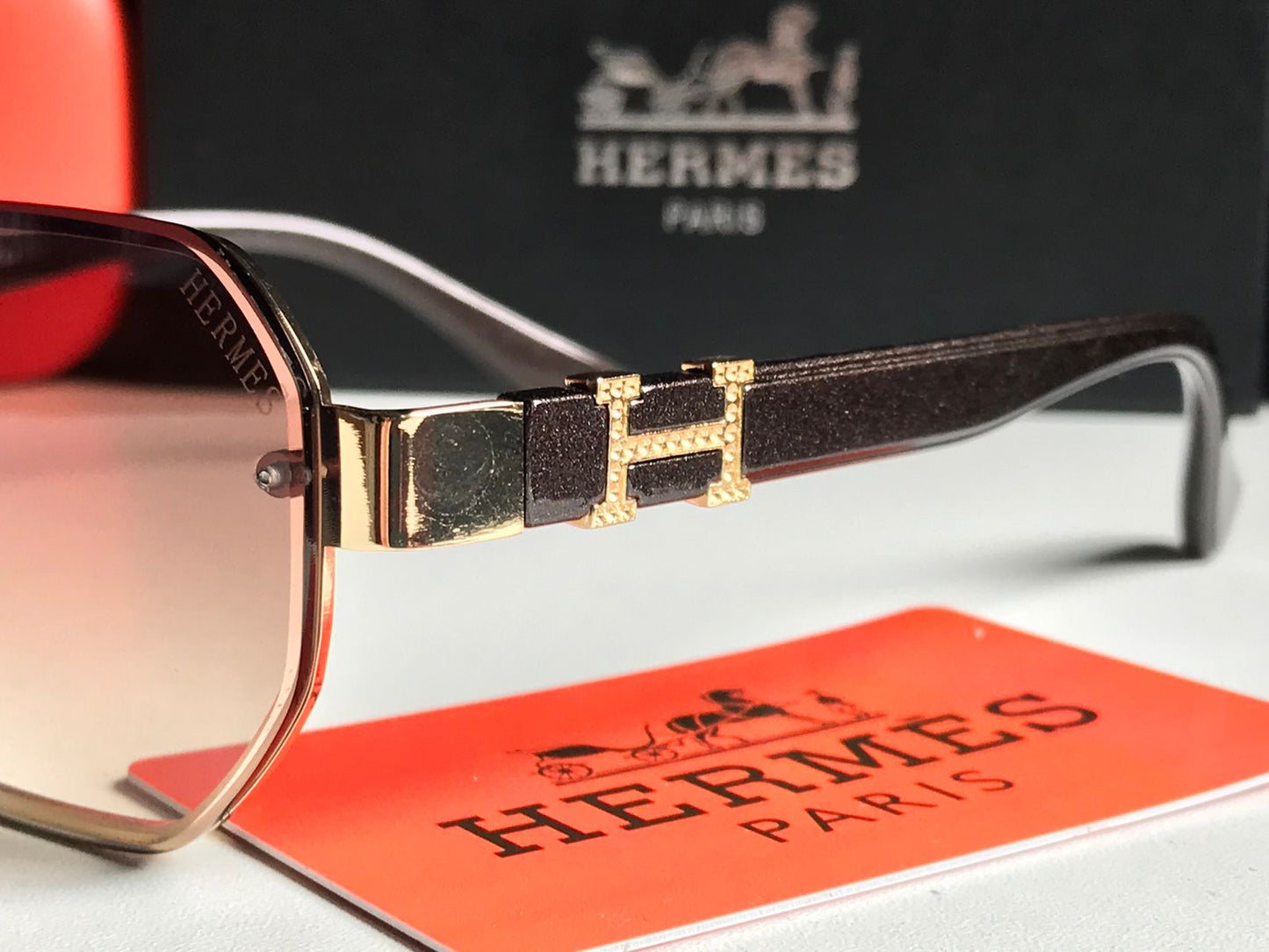 Famous brand sunglasses ( 3 shades)