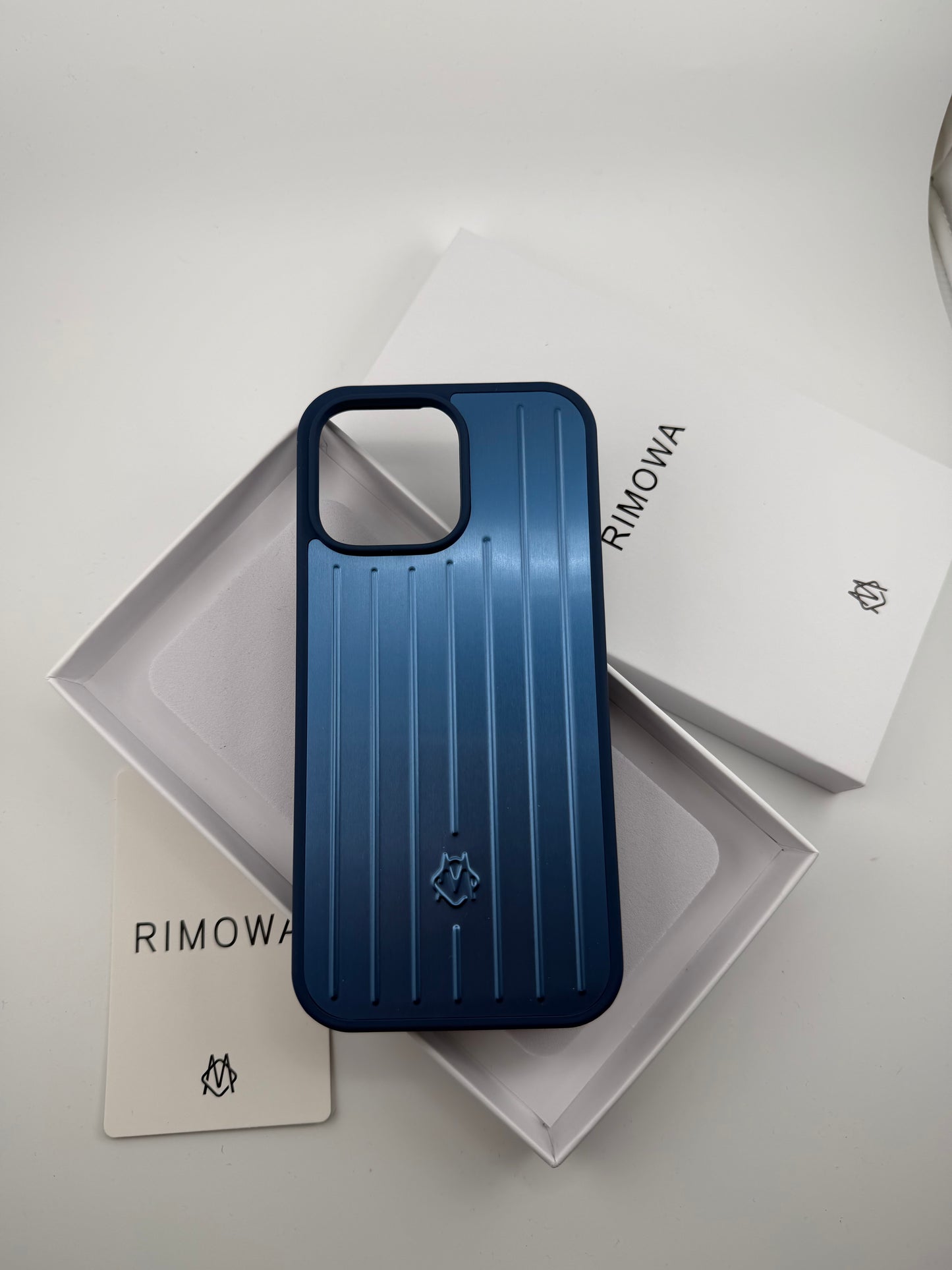 Rimowa iphone 12promax blue color
