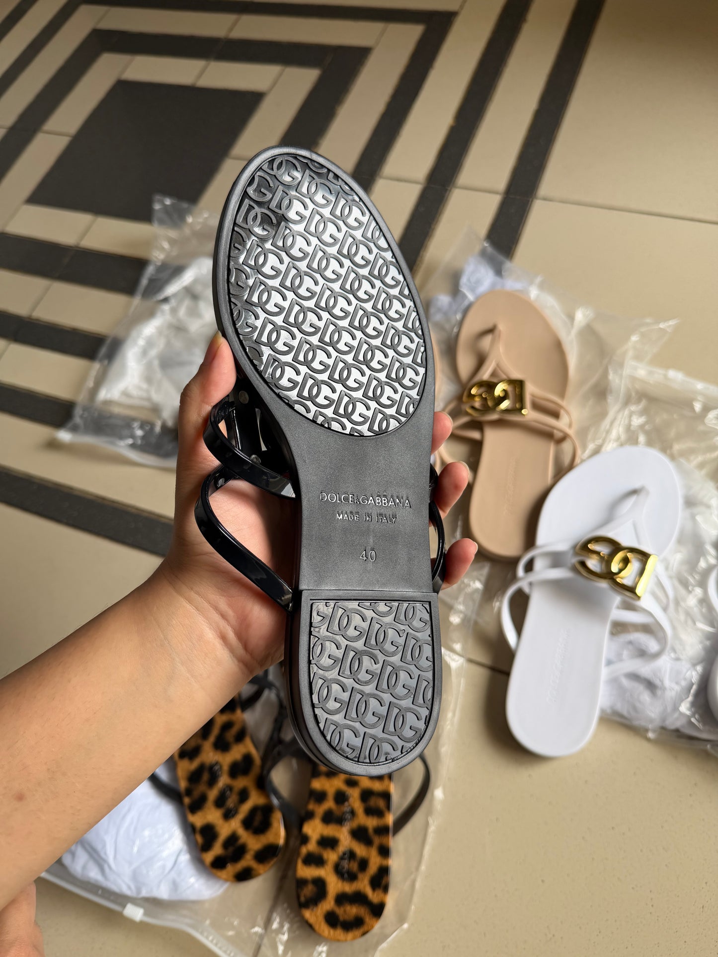 D&G famous brand flats