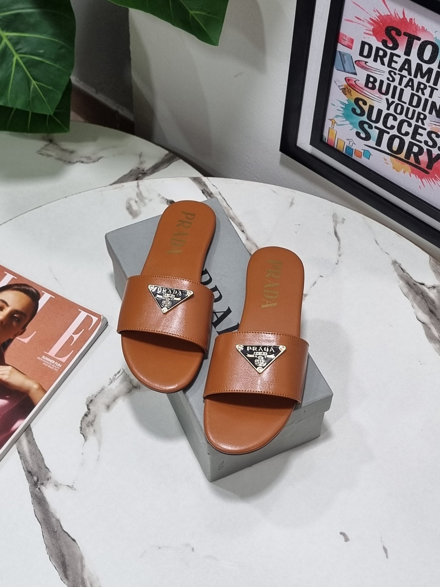 Prada slipper ( 3 colors )