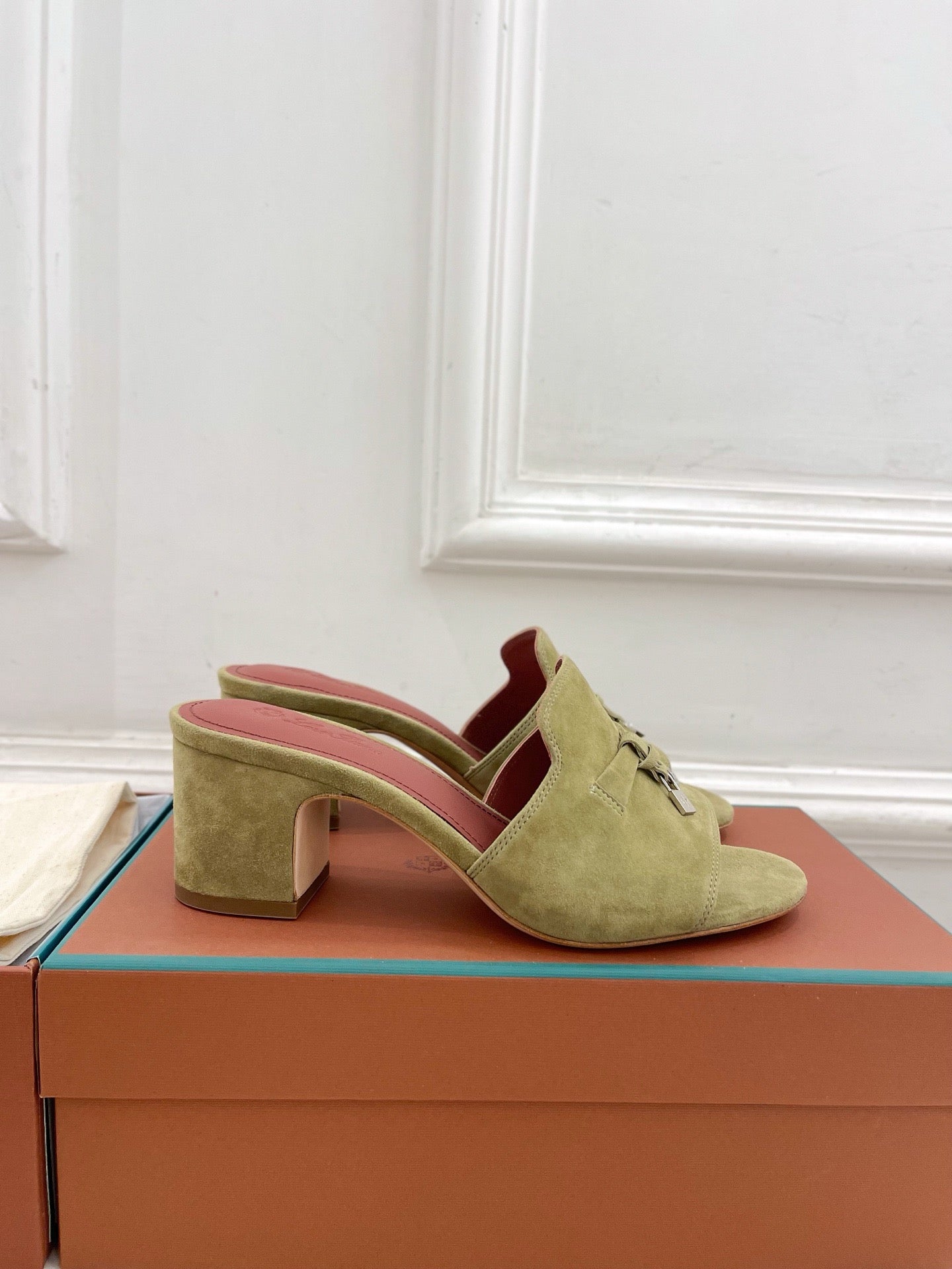 Loro Piana new edition