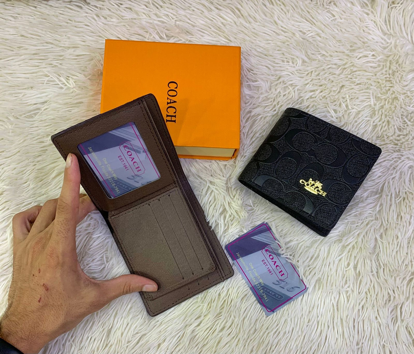 Coach wallet ( 2 colors)