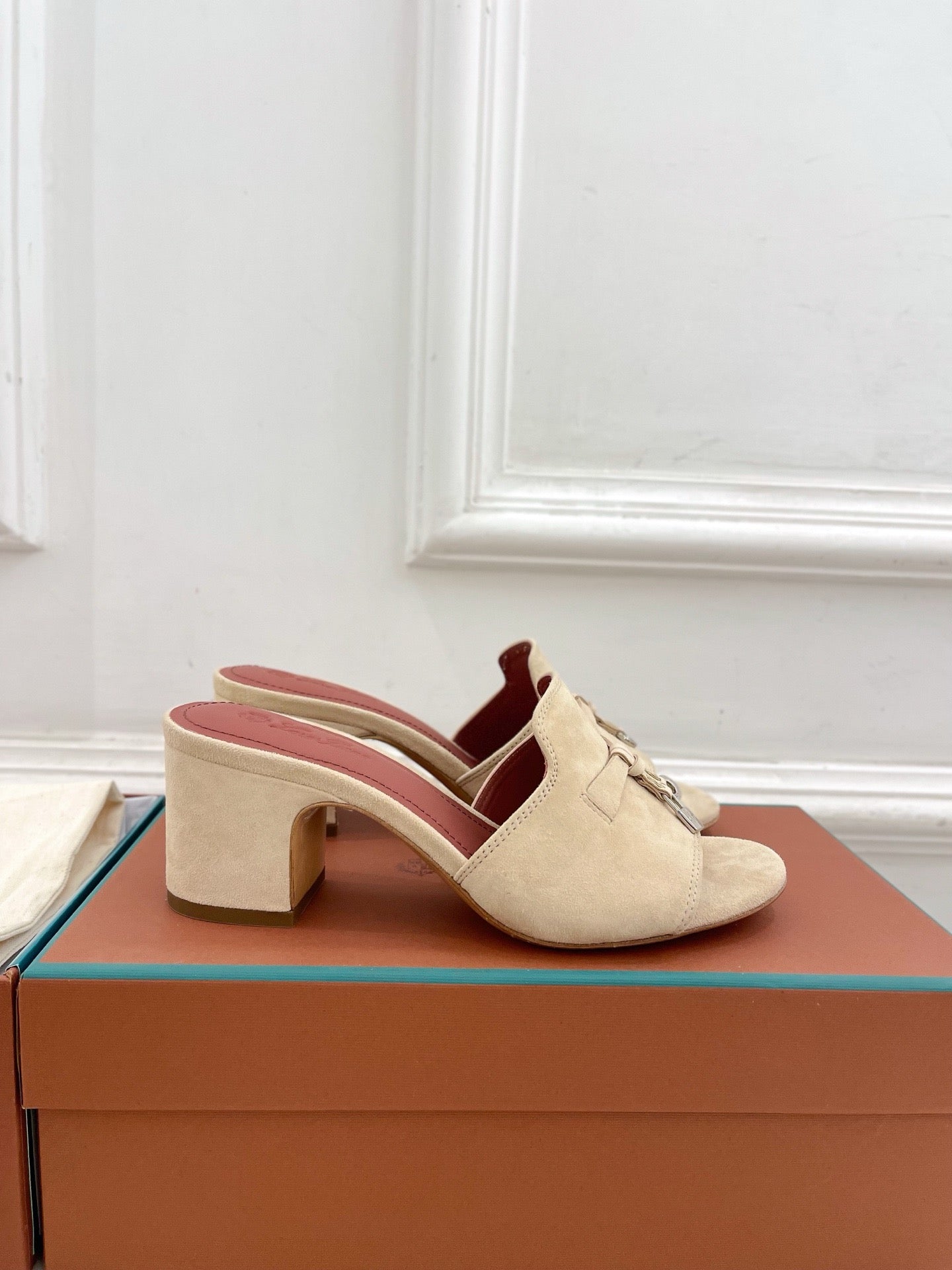 Loro Piana new edition