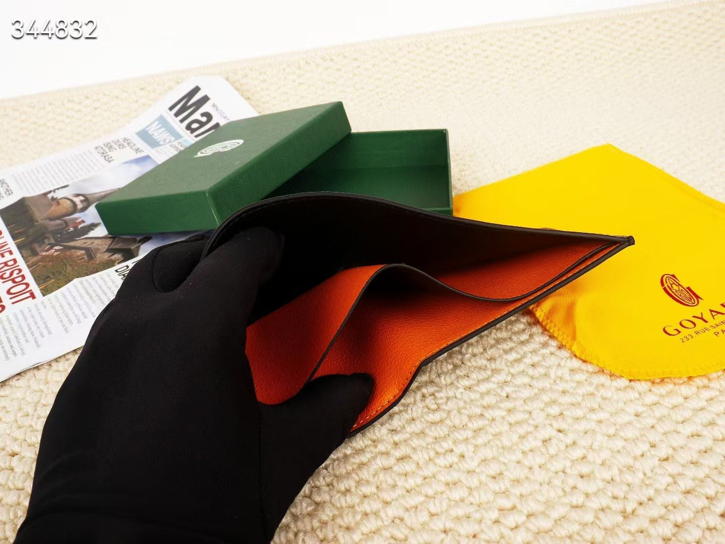 Wallet famous brand G