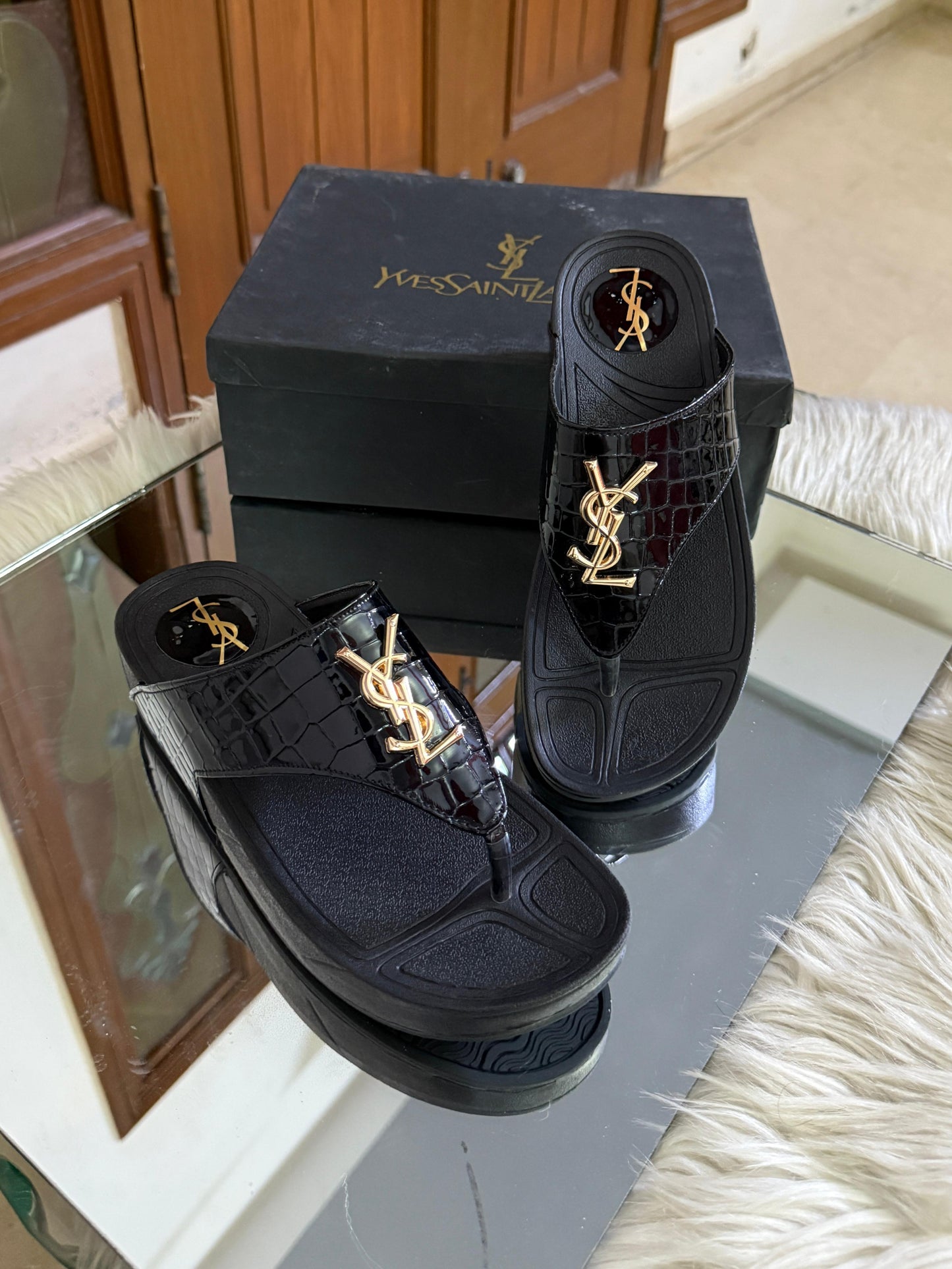 ysl slipper ( 2 colors )