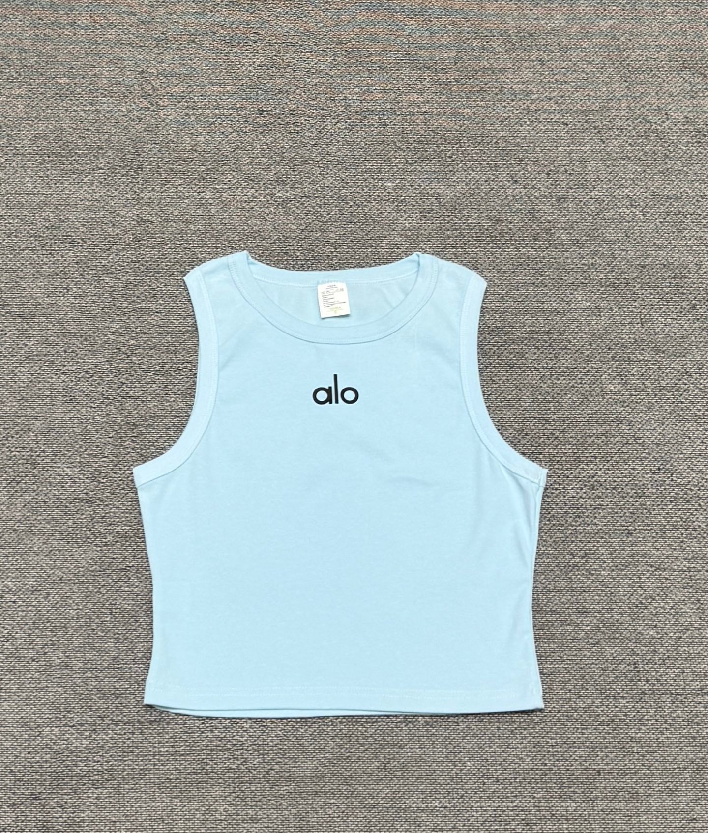 A L O famous brand tank tops ( 9 colors )