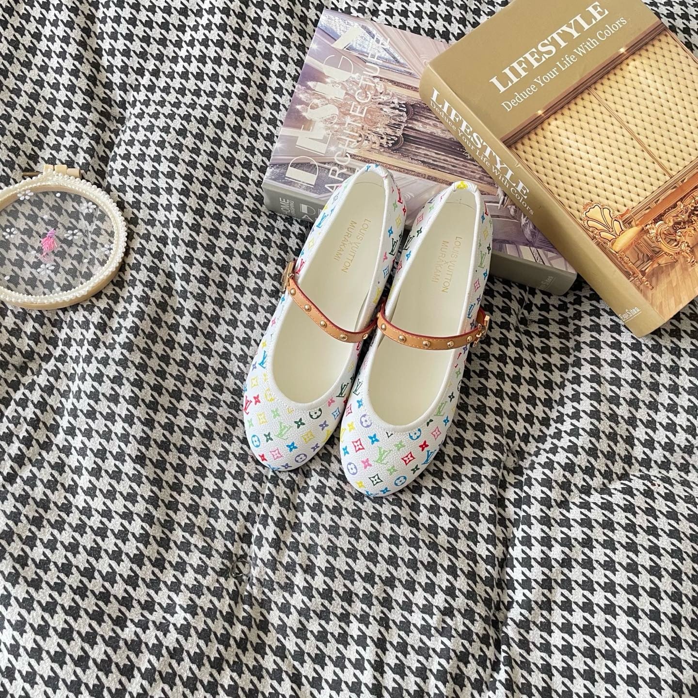 LV shoes ( Pre order )